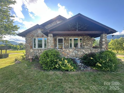4320 Pisgah Drive Canton NC 28716