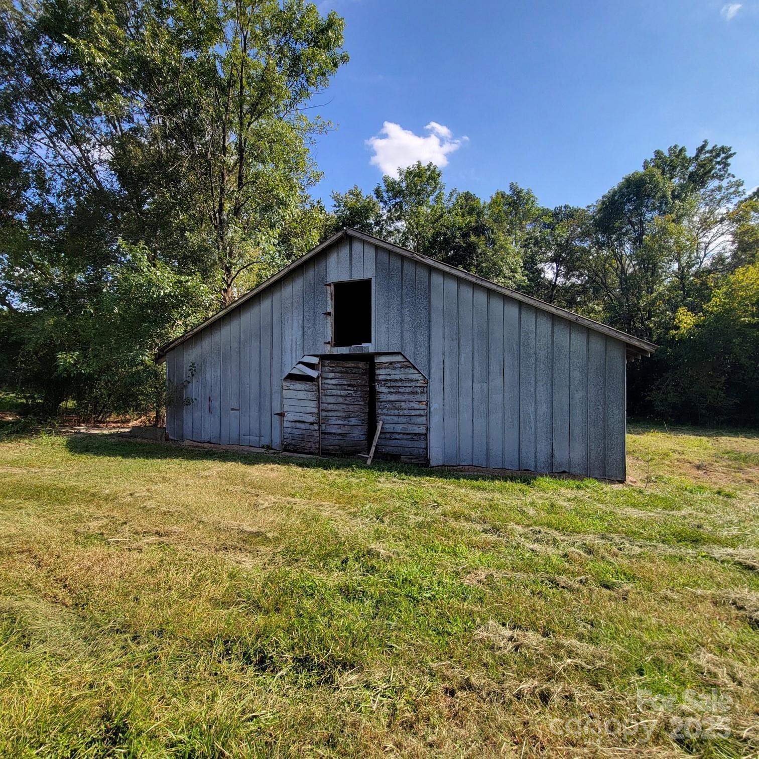 4602 Highway 74 Highway E