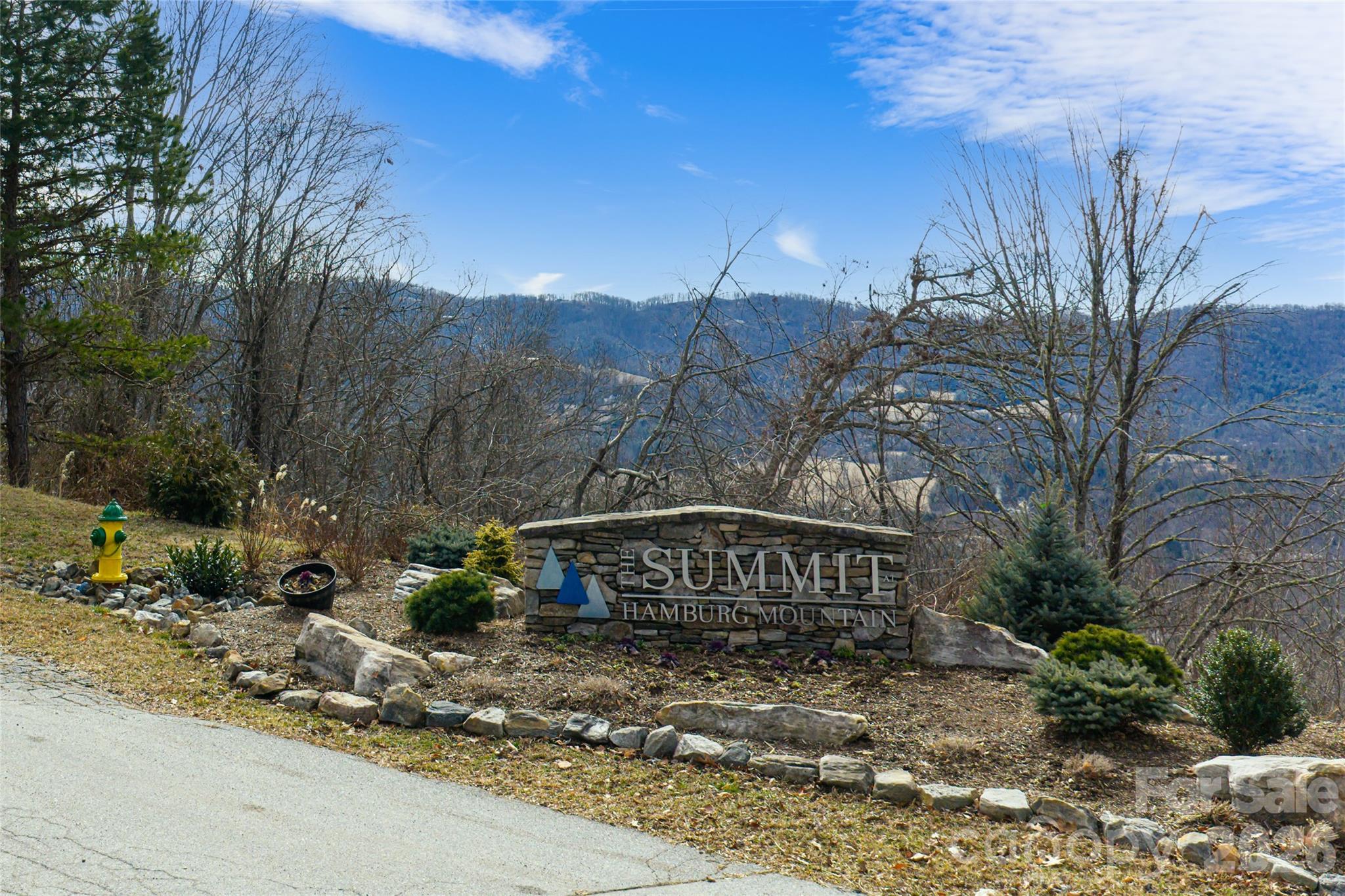 Hamburg Mountain - Land