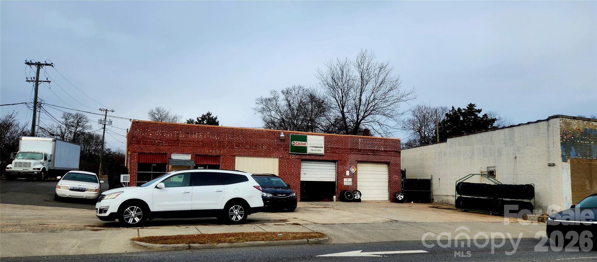 1114 W Franklin Boulevard W