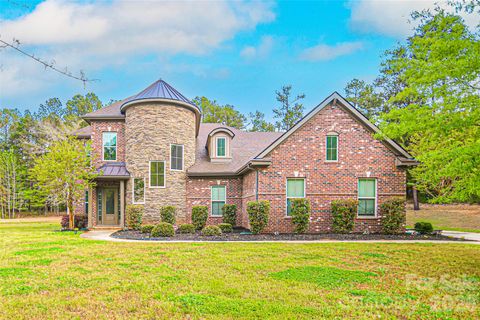 Photo of 16202 Monnet Place Court, Charlotte, NC 28278 (MLS # 4357627)