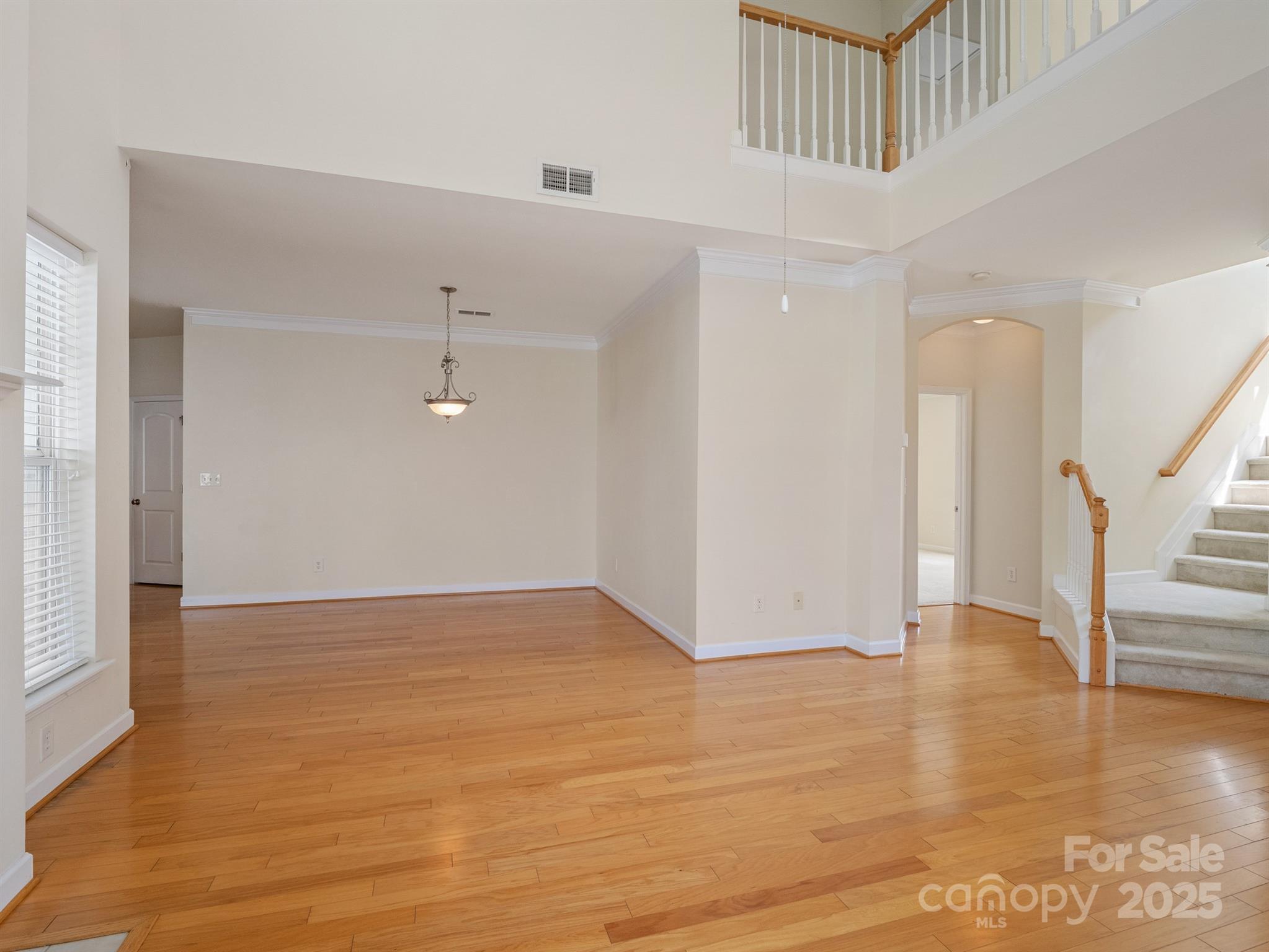 7411 White Elm Lane