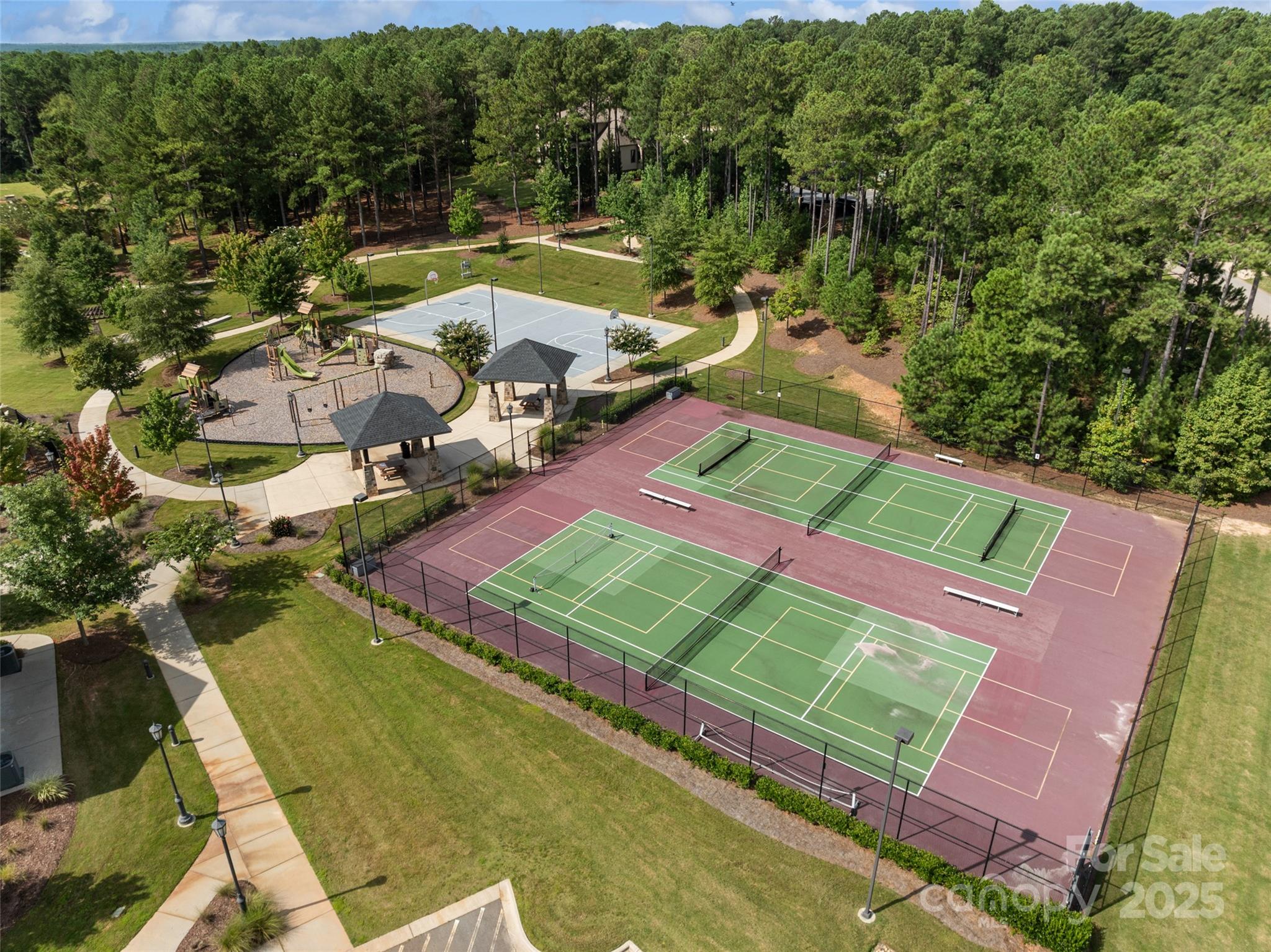 Riverchase Estates - Residential