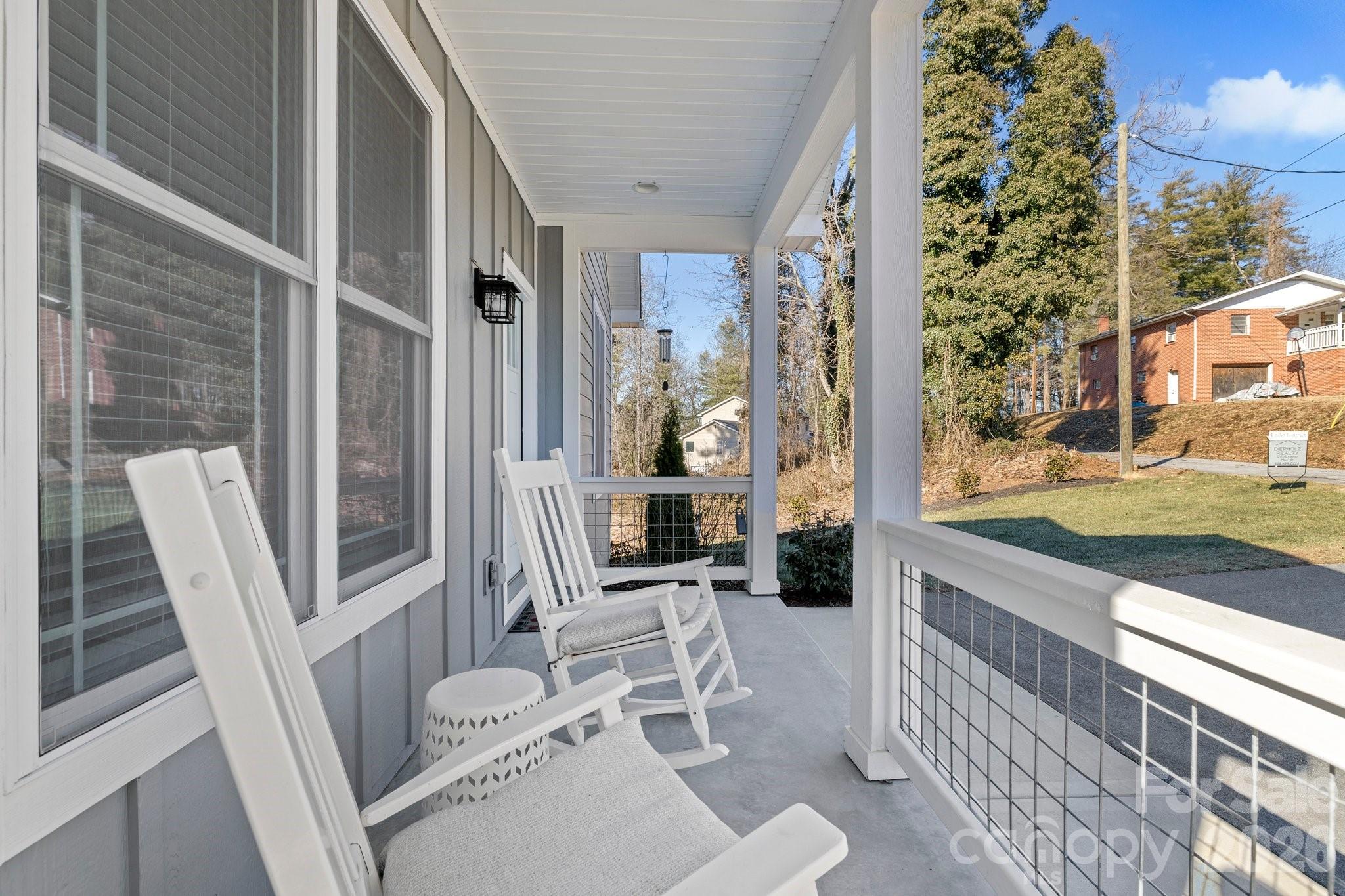 82 Summit Circle