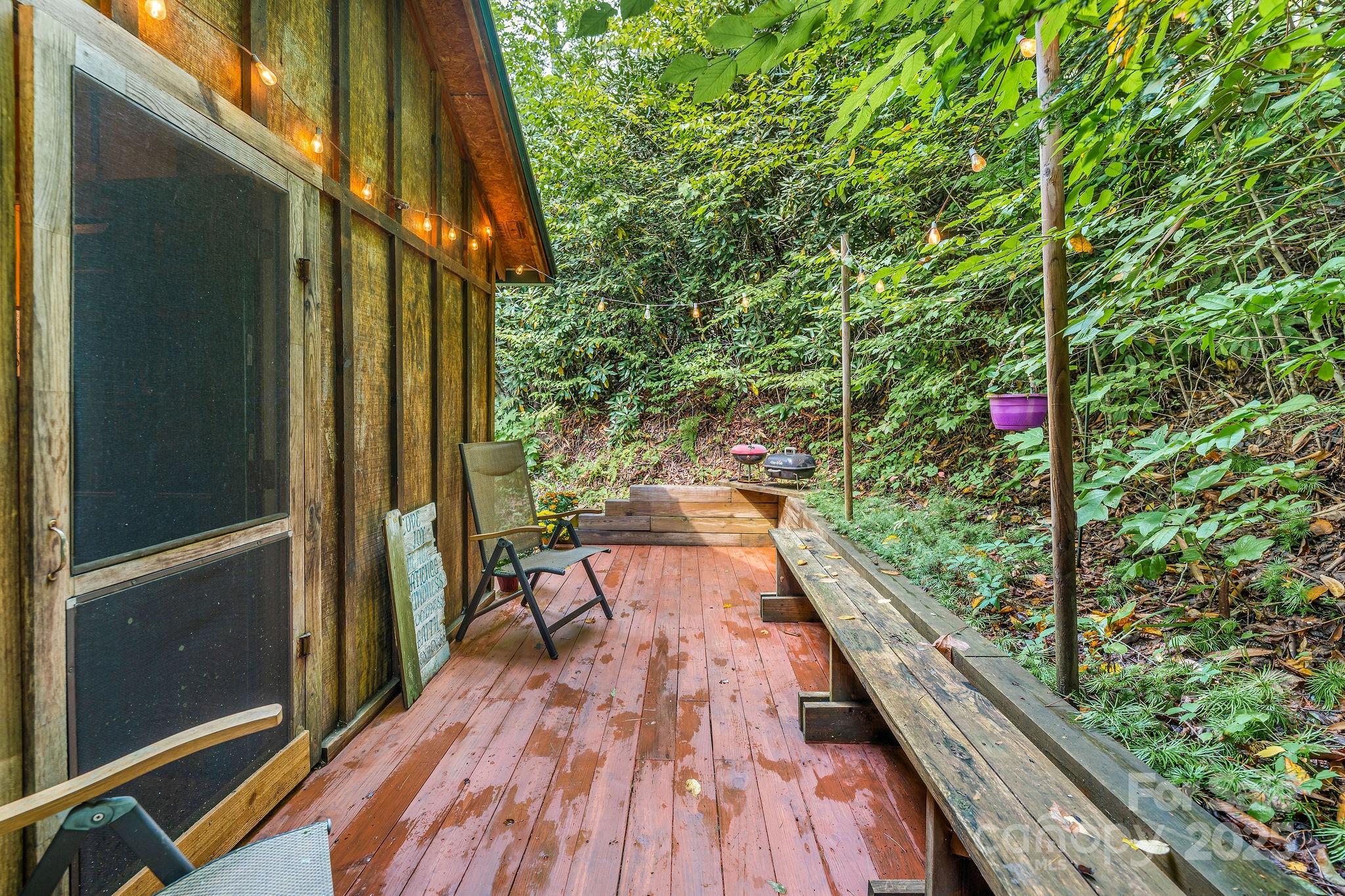 Laurel River Crossing - Residential