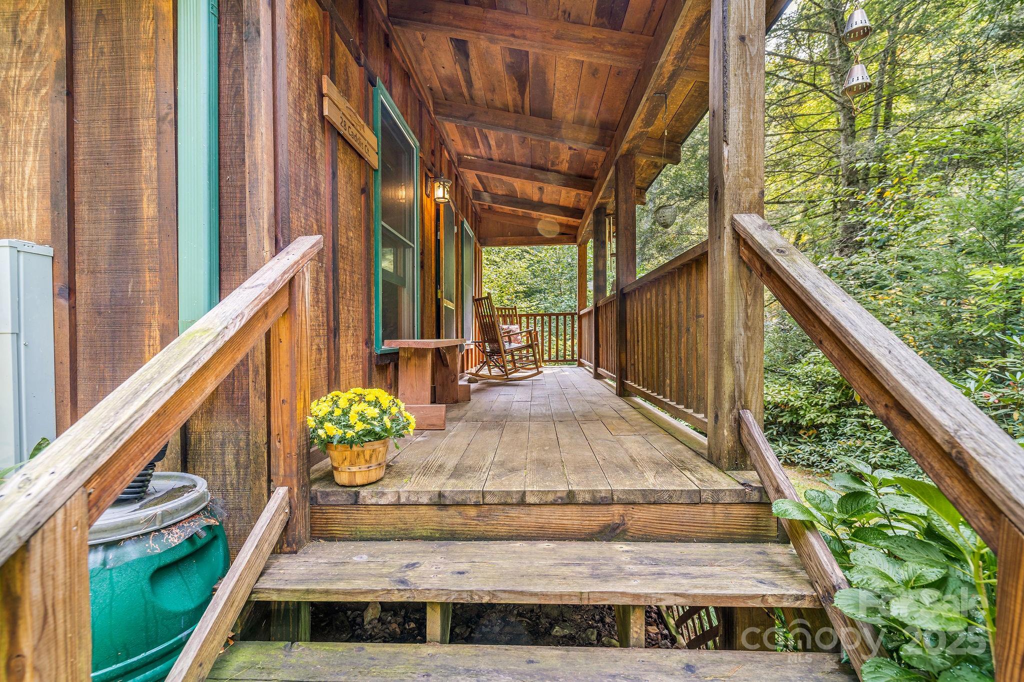 Laurel River Crossing - Residential