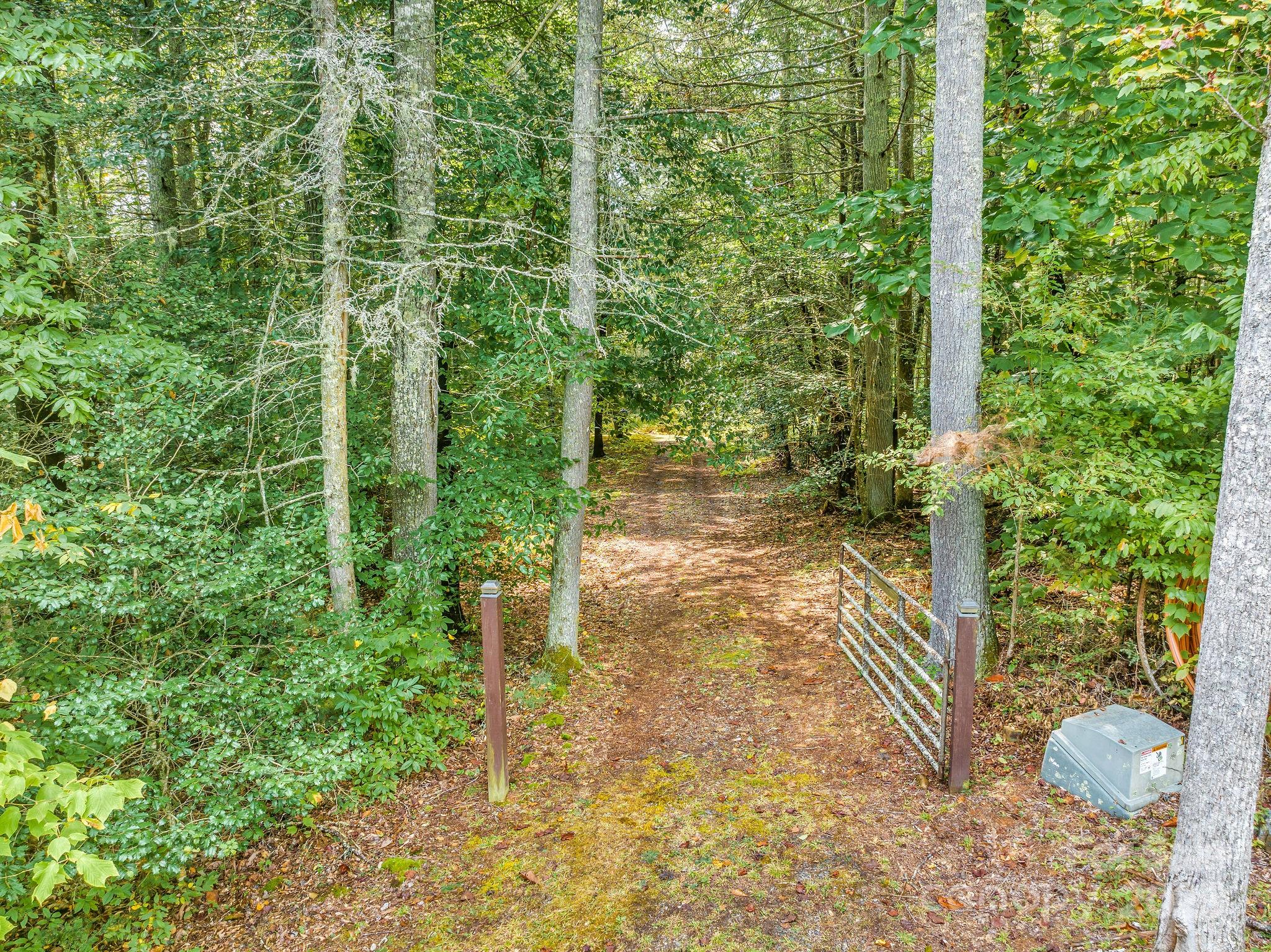 Laurel River Crossing - Residential