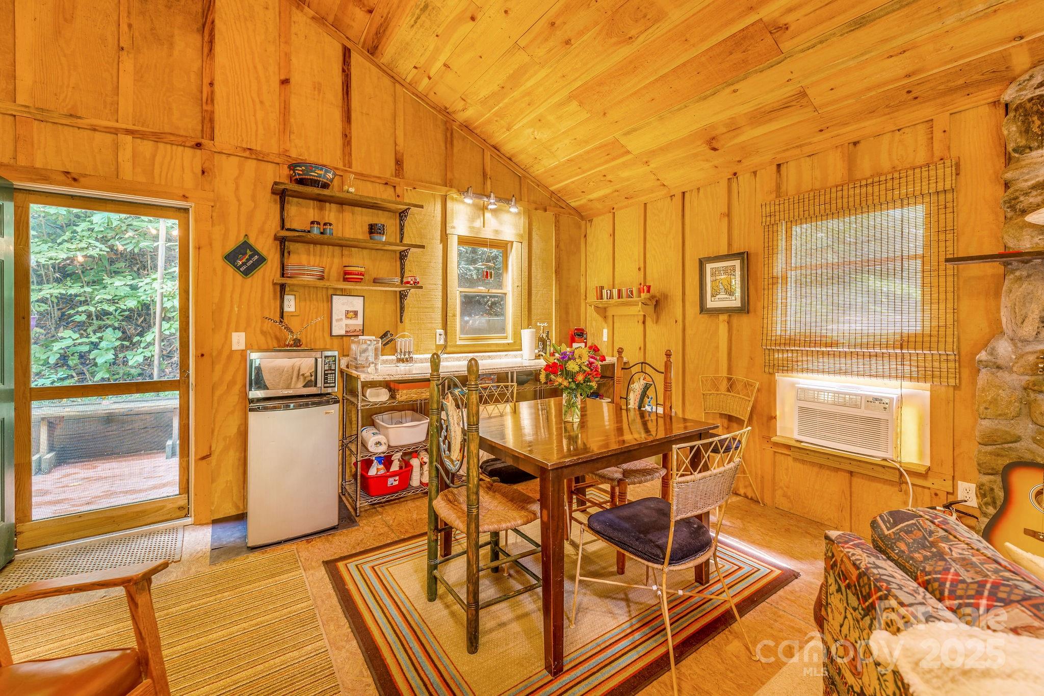 Laurel River Crossing - Residential