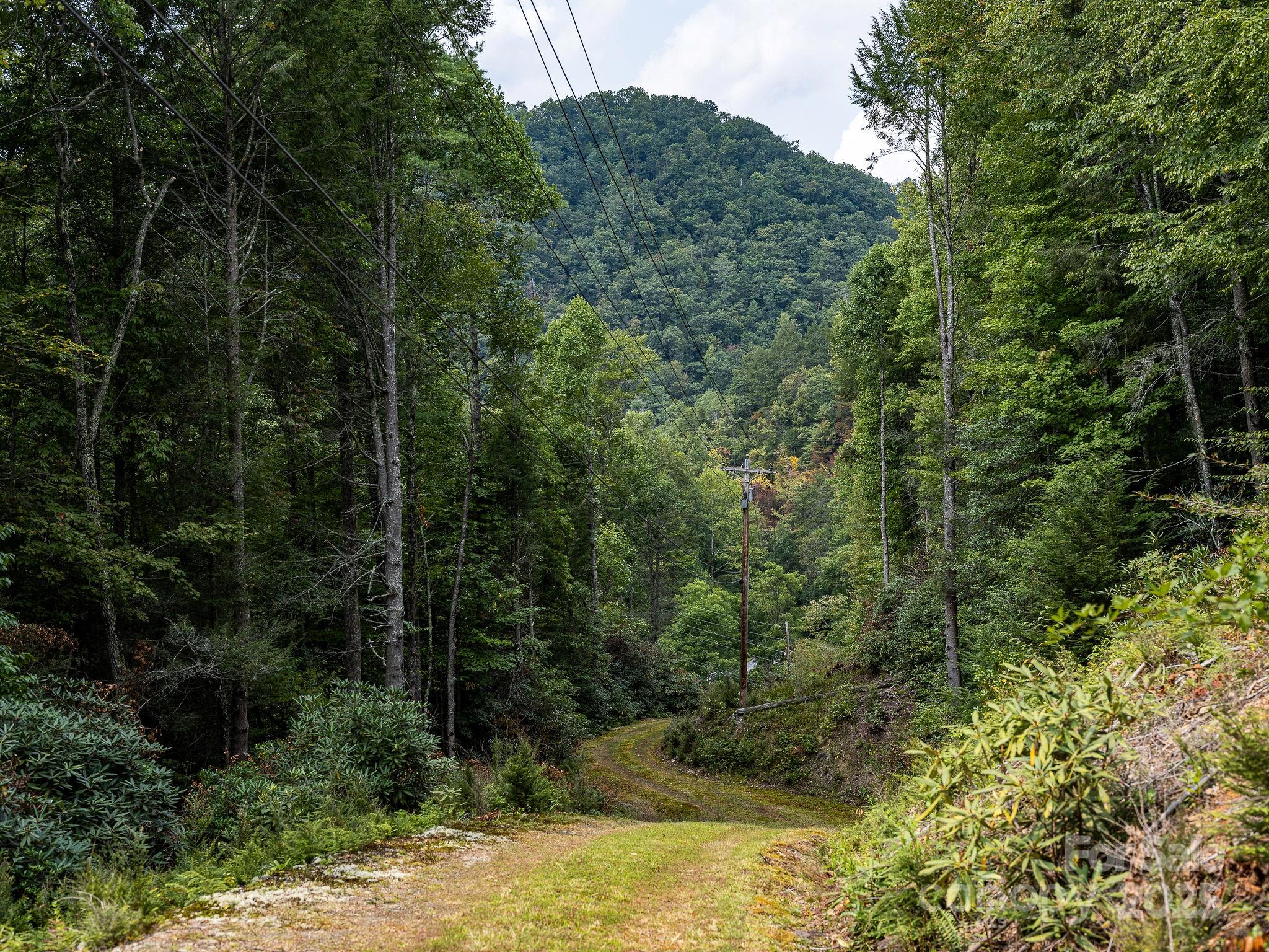 Laurel River Crossing - Residential