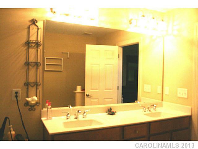 Hilton Meadows - Residential