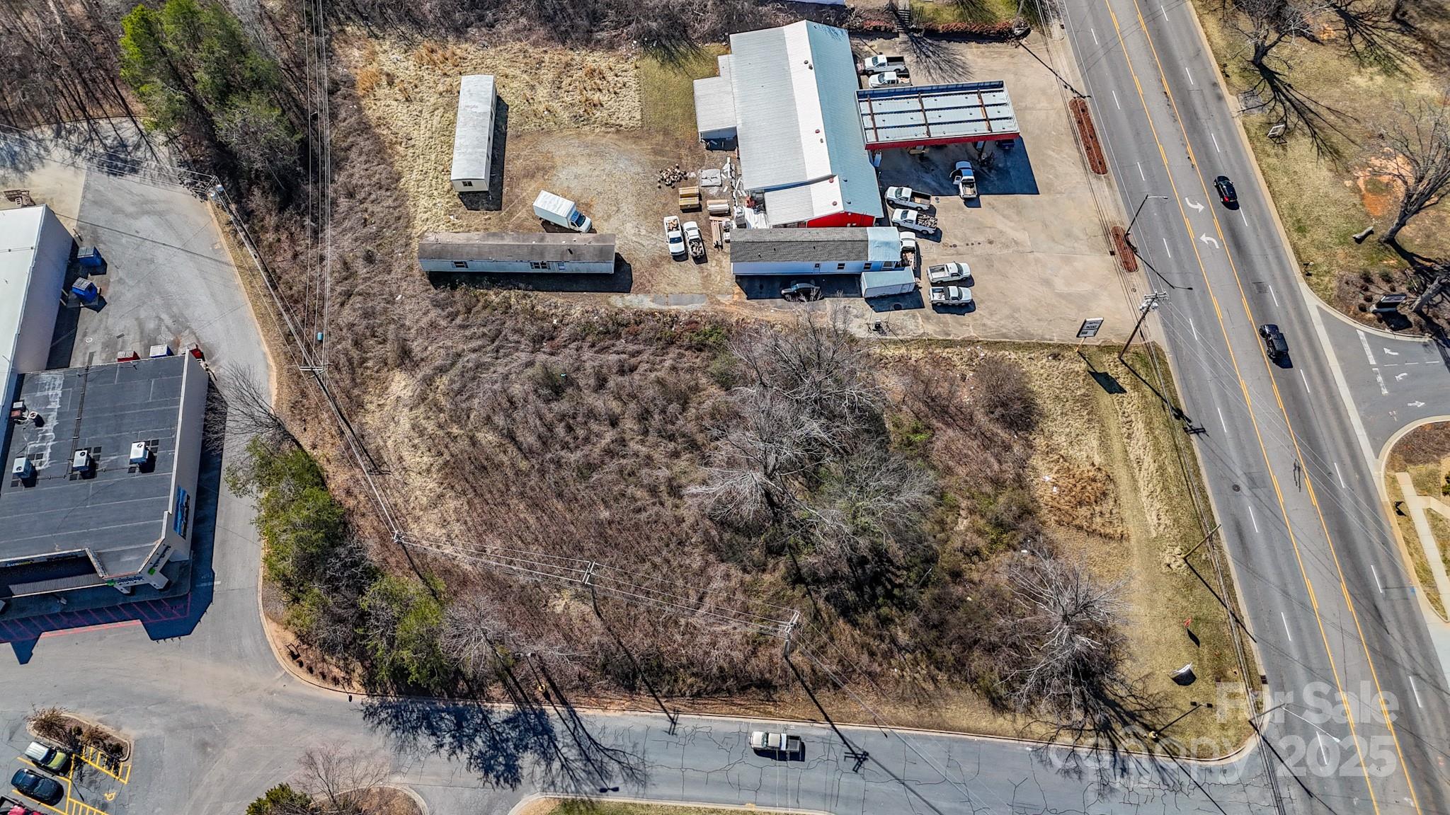 1261 Burkemont Avenue