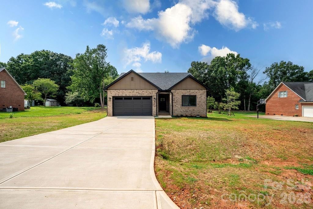 2648 Prince Drive, Lincolnton, NC, 28092
