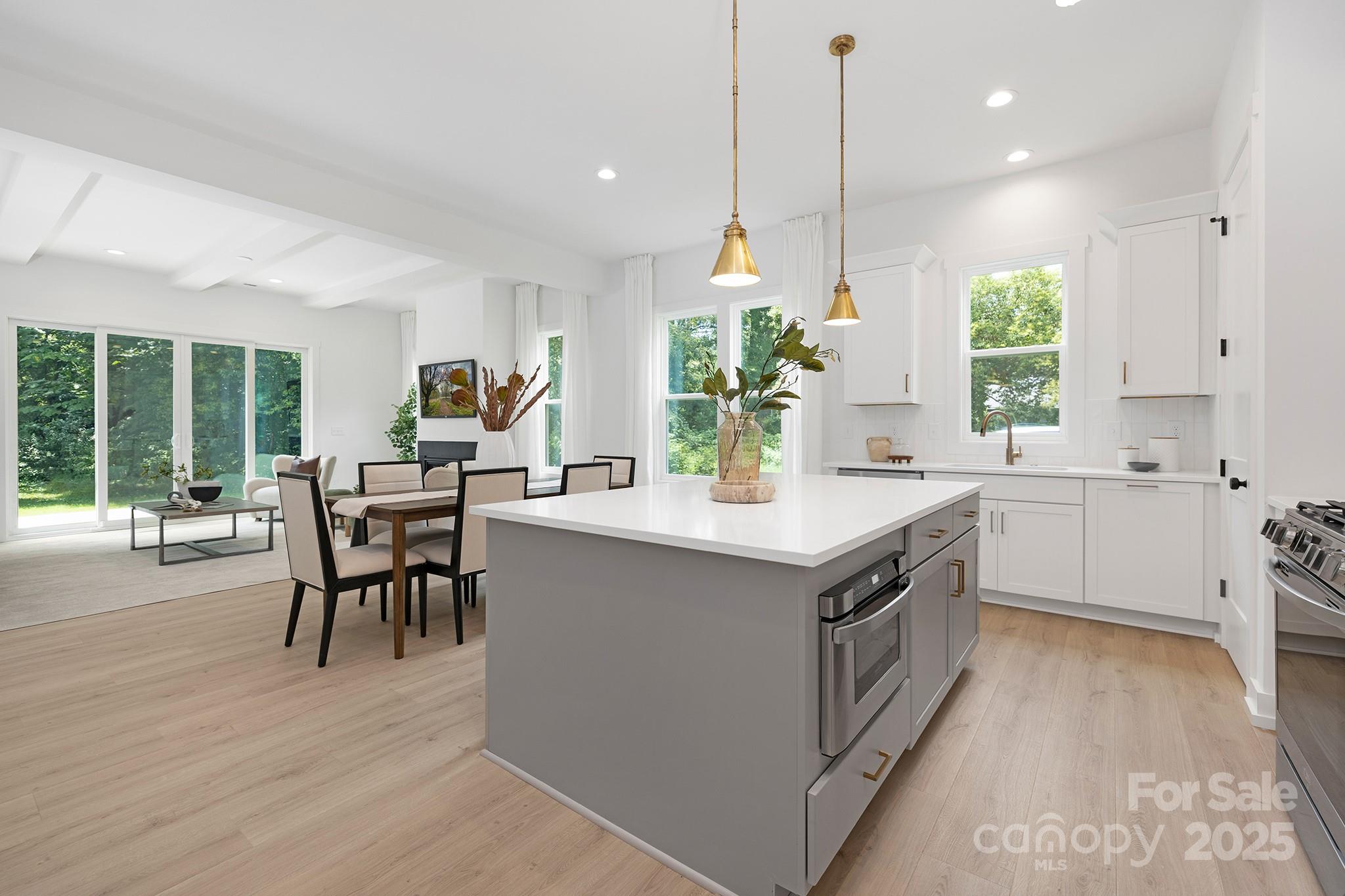 2522 Elkwood Circle