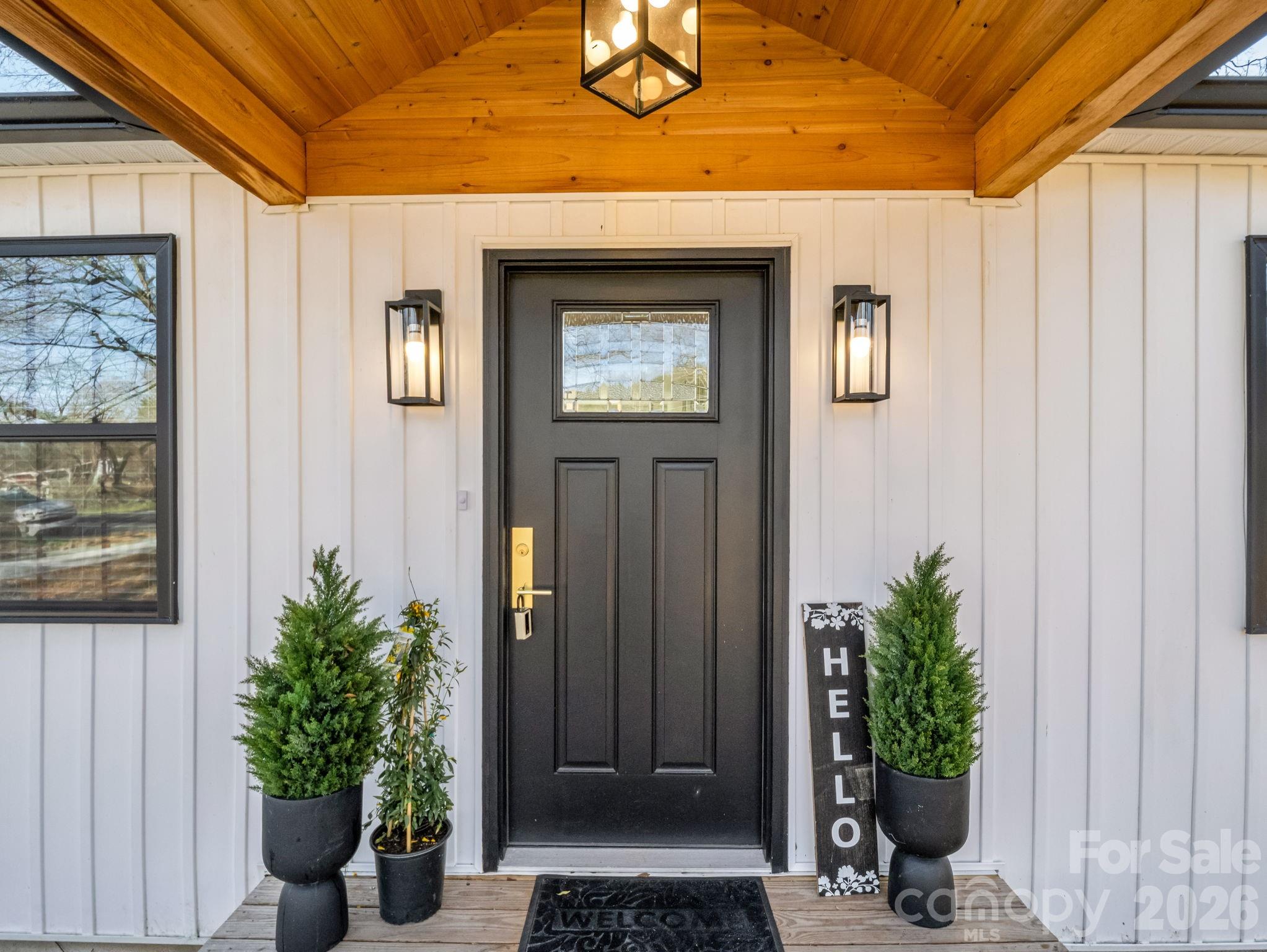 1325 W NC Hwy 150 Highway