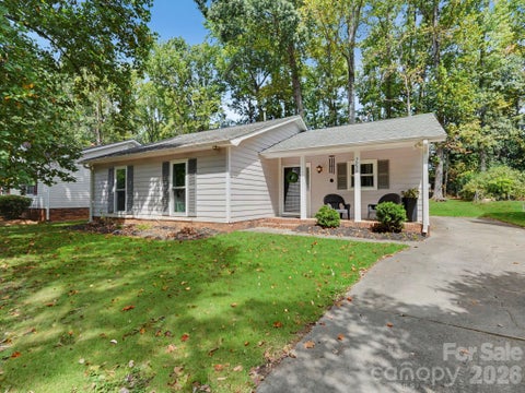 Photo of 7239 Lockmont Drive, Charlotte, NC 28212 (MLS # 4424249)
