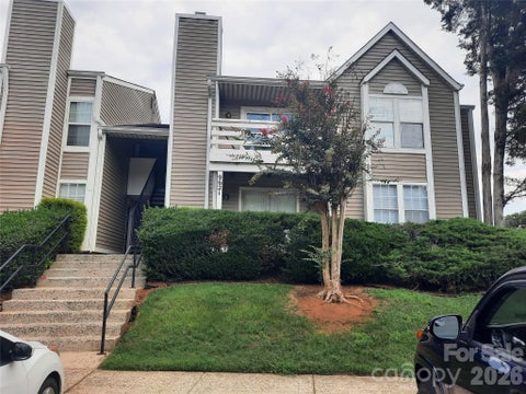 Photo of 9621 Vinca Circle, Charlotte, NC 28213 (MLS # 4419164)