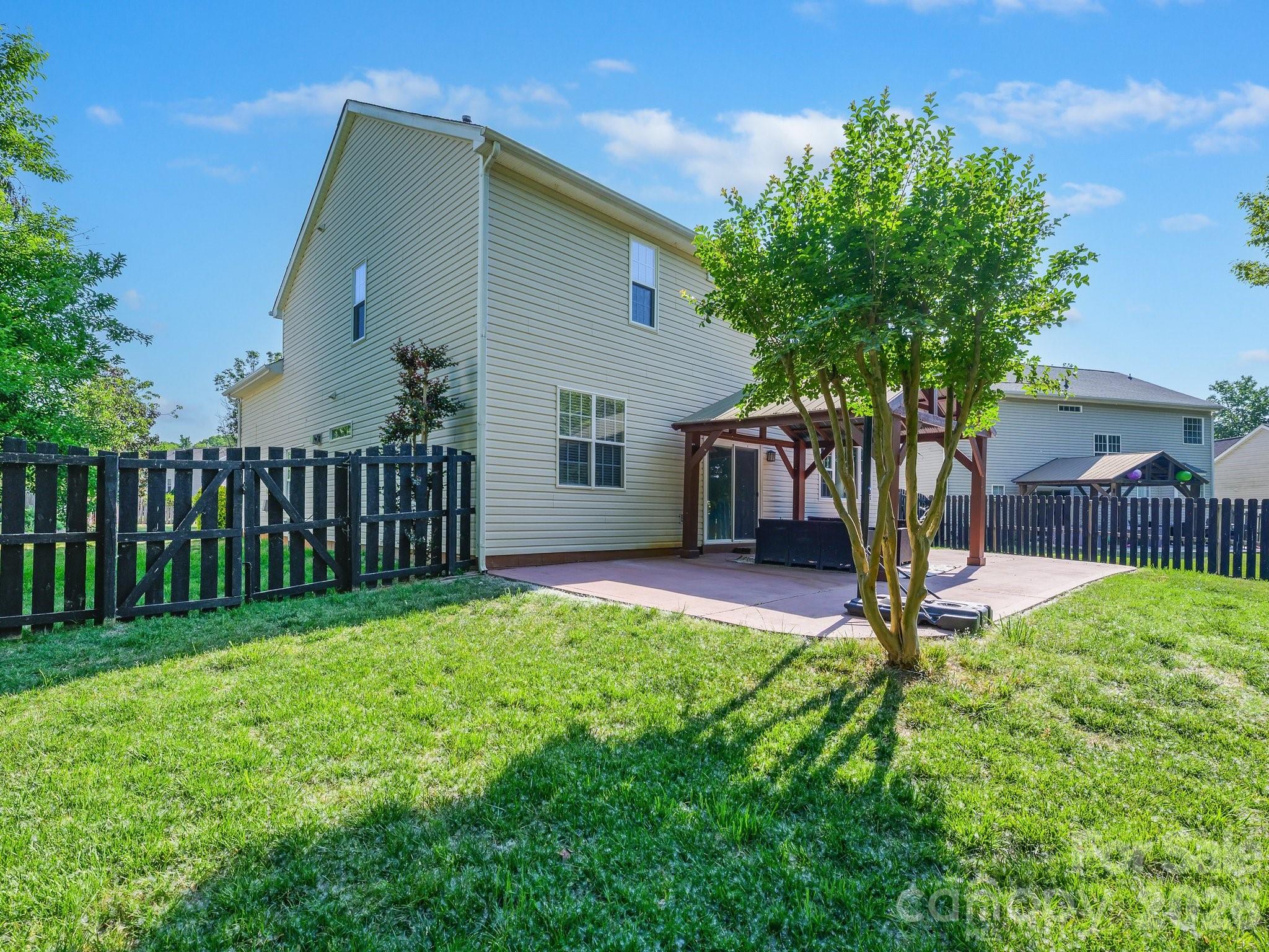 17234 Cambridge Woods Court