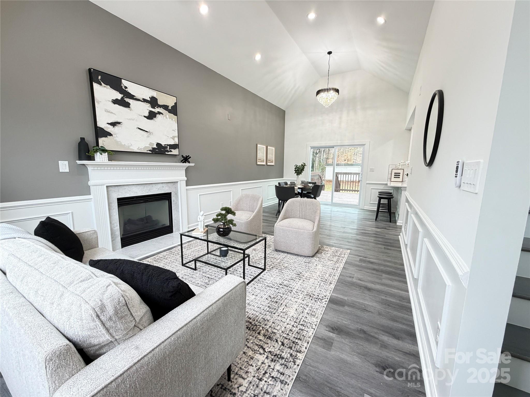 144 Walking Horse Run