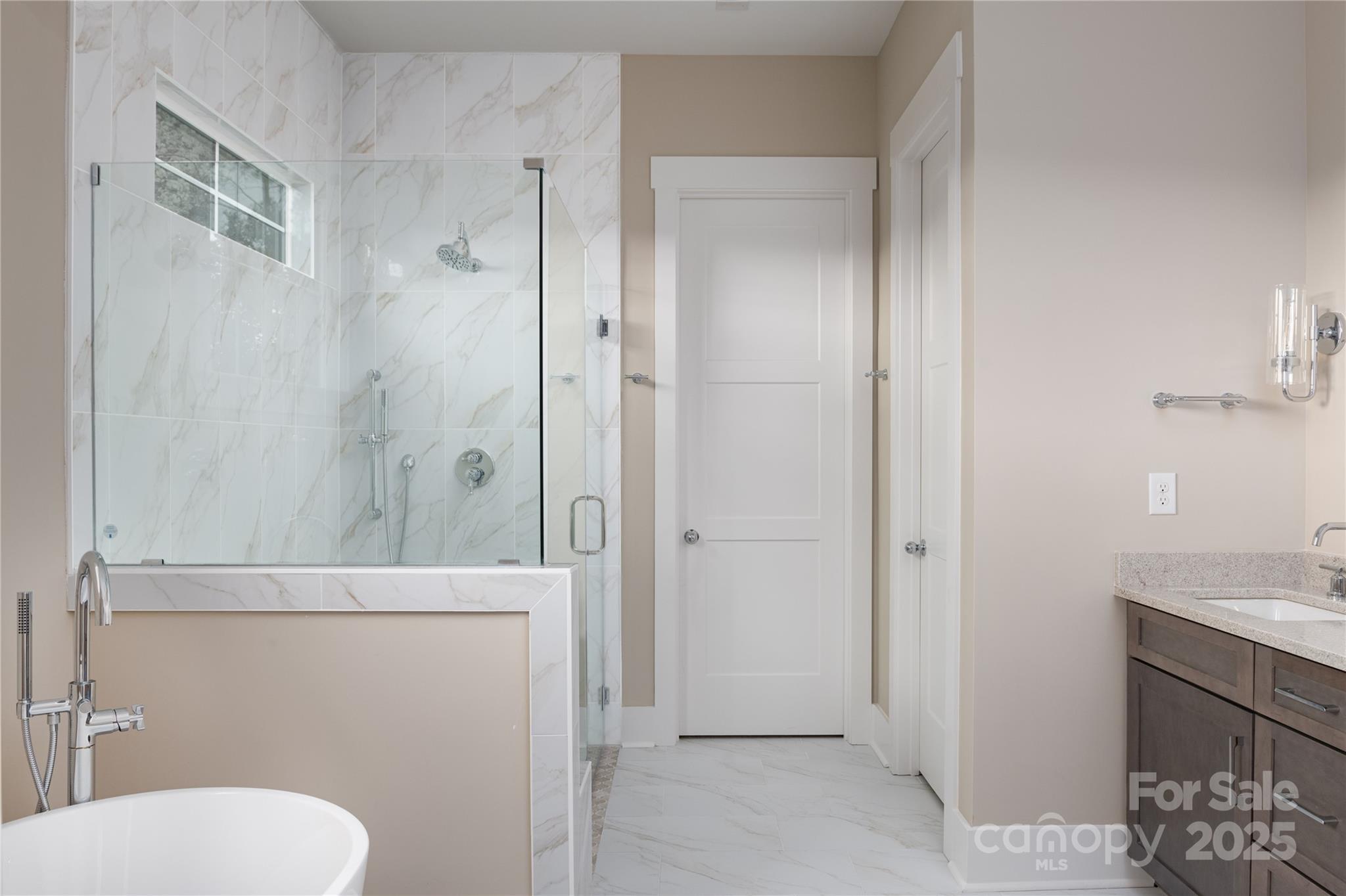 Mirror Lake - Residential