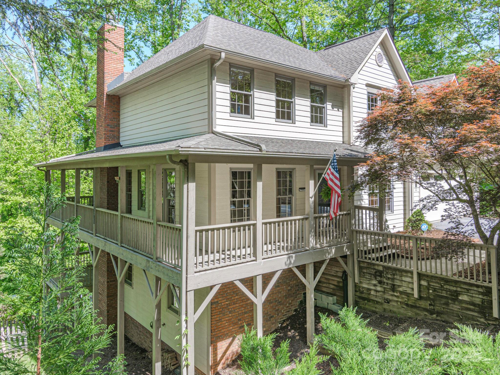 102 Galloway Drive