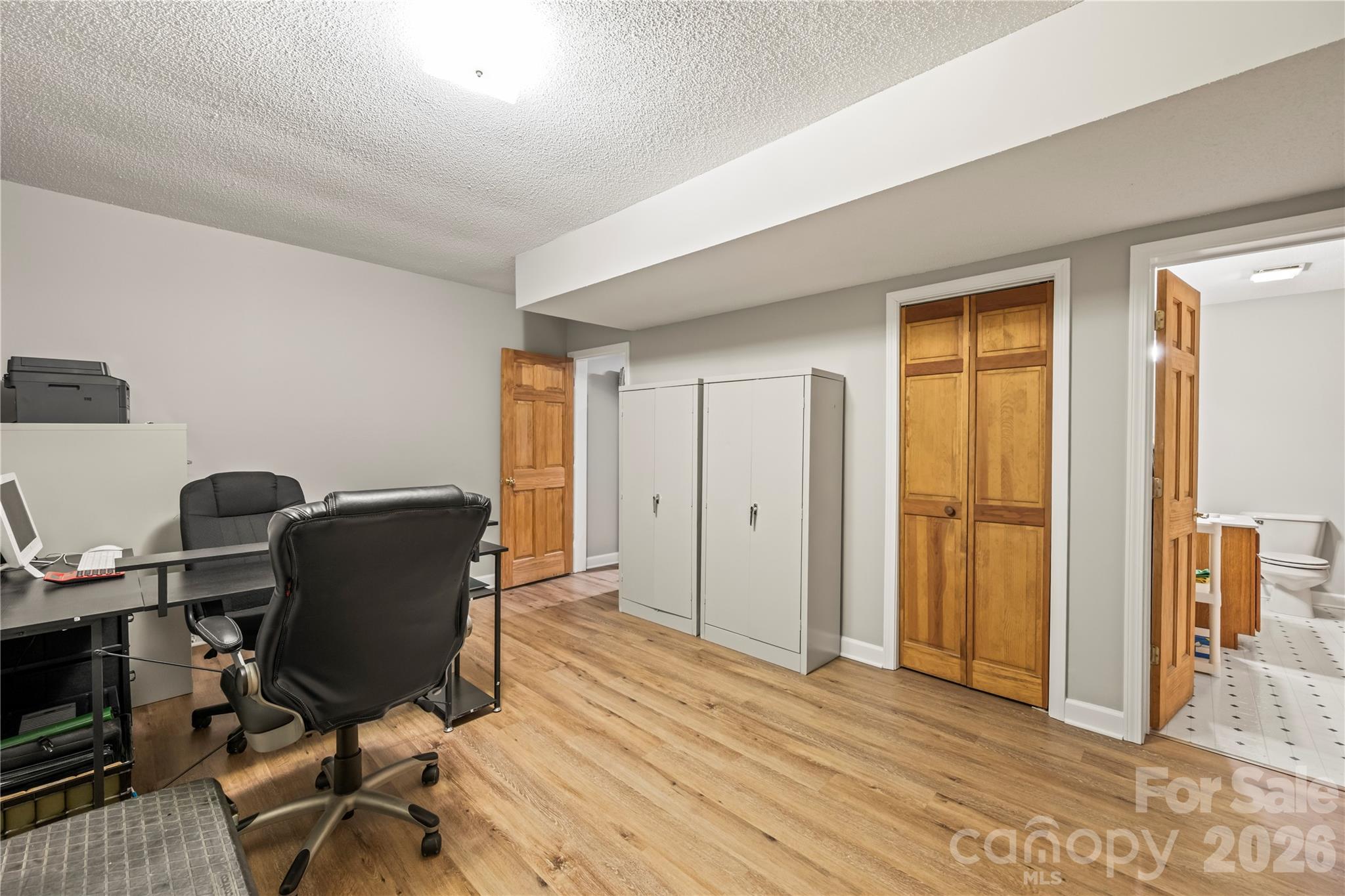 Mills Pointe - Residential