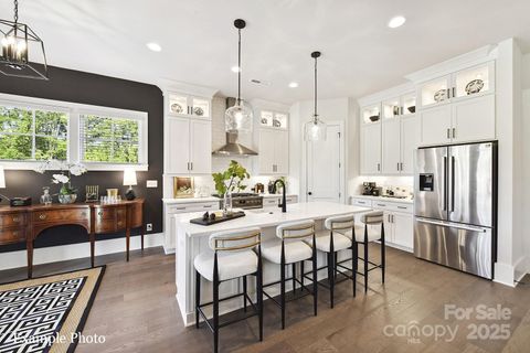 5056 Elm View Drive 15 Charlotte NC 28277