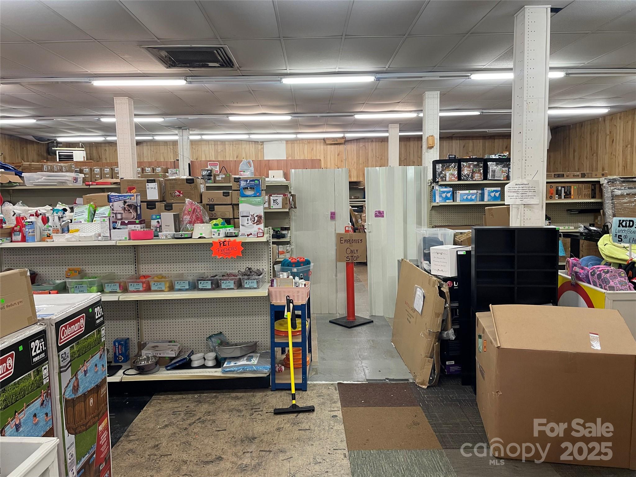 95 W Henderson Street
