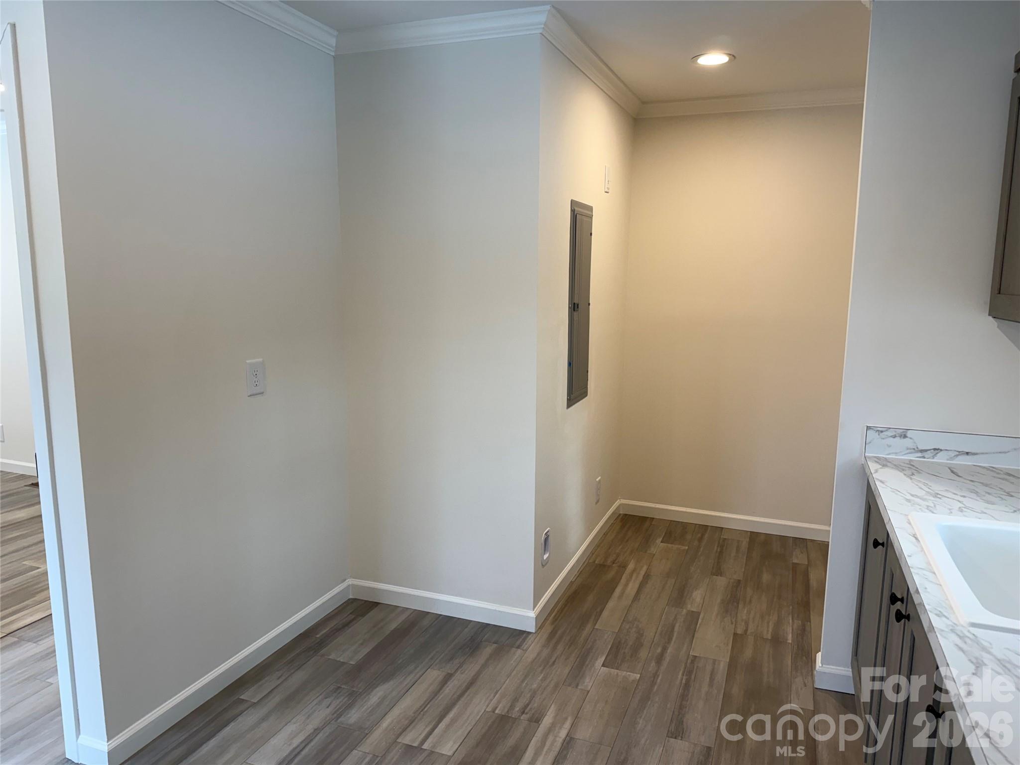 Stones Edge - Residential