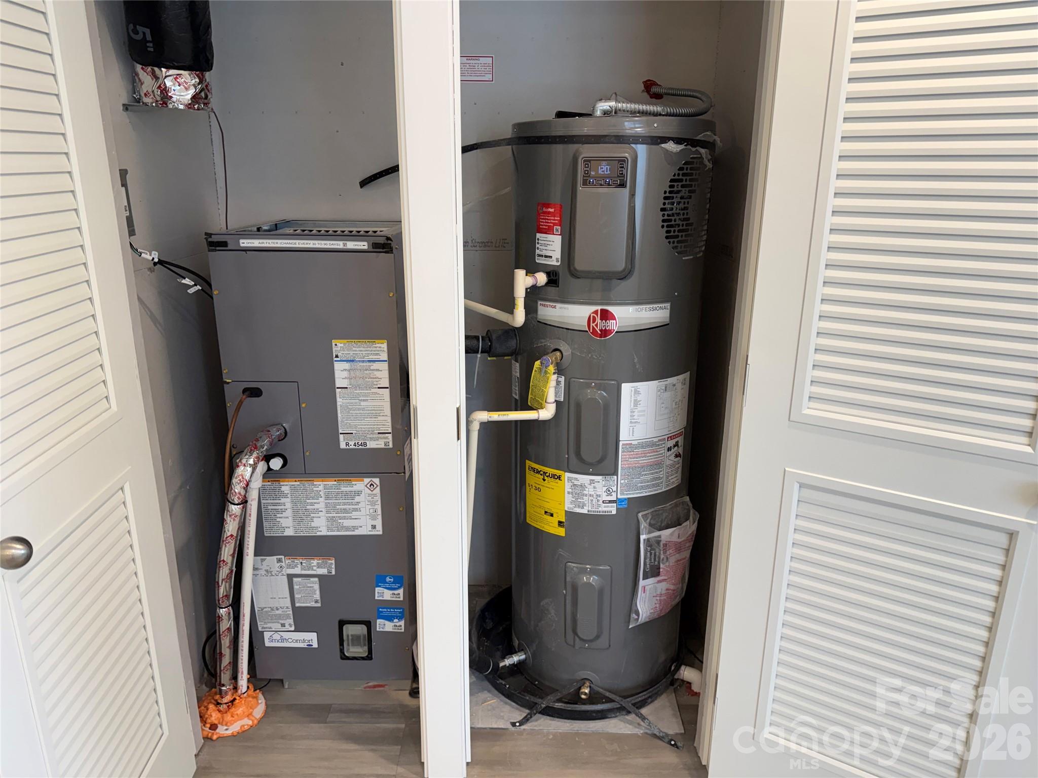 Stones Edge - Residential