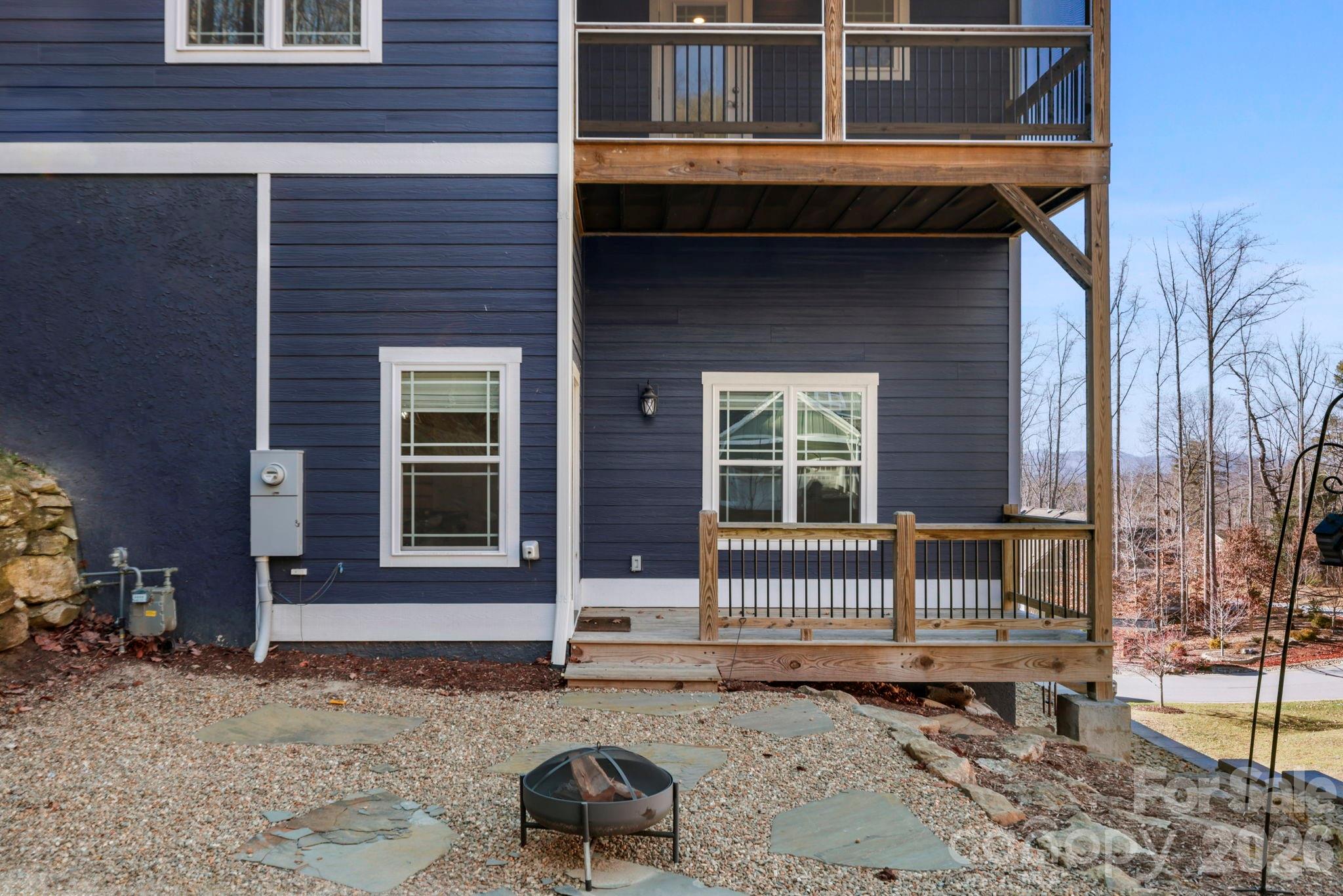 South Creek Cottages - Residential