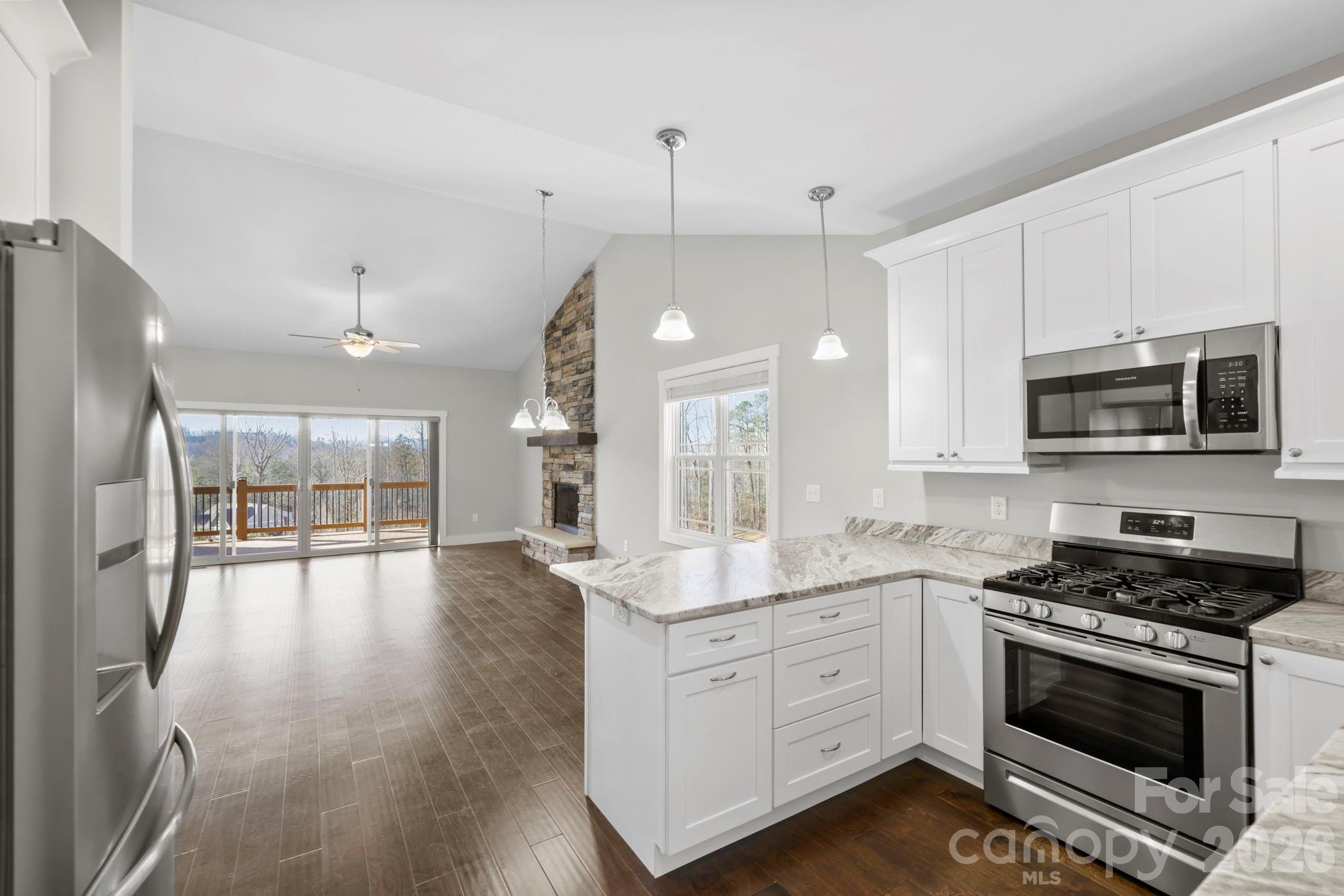 South Creek Cottages - Residential