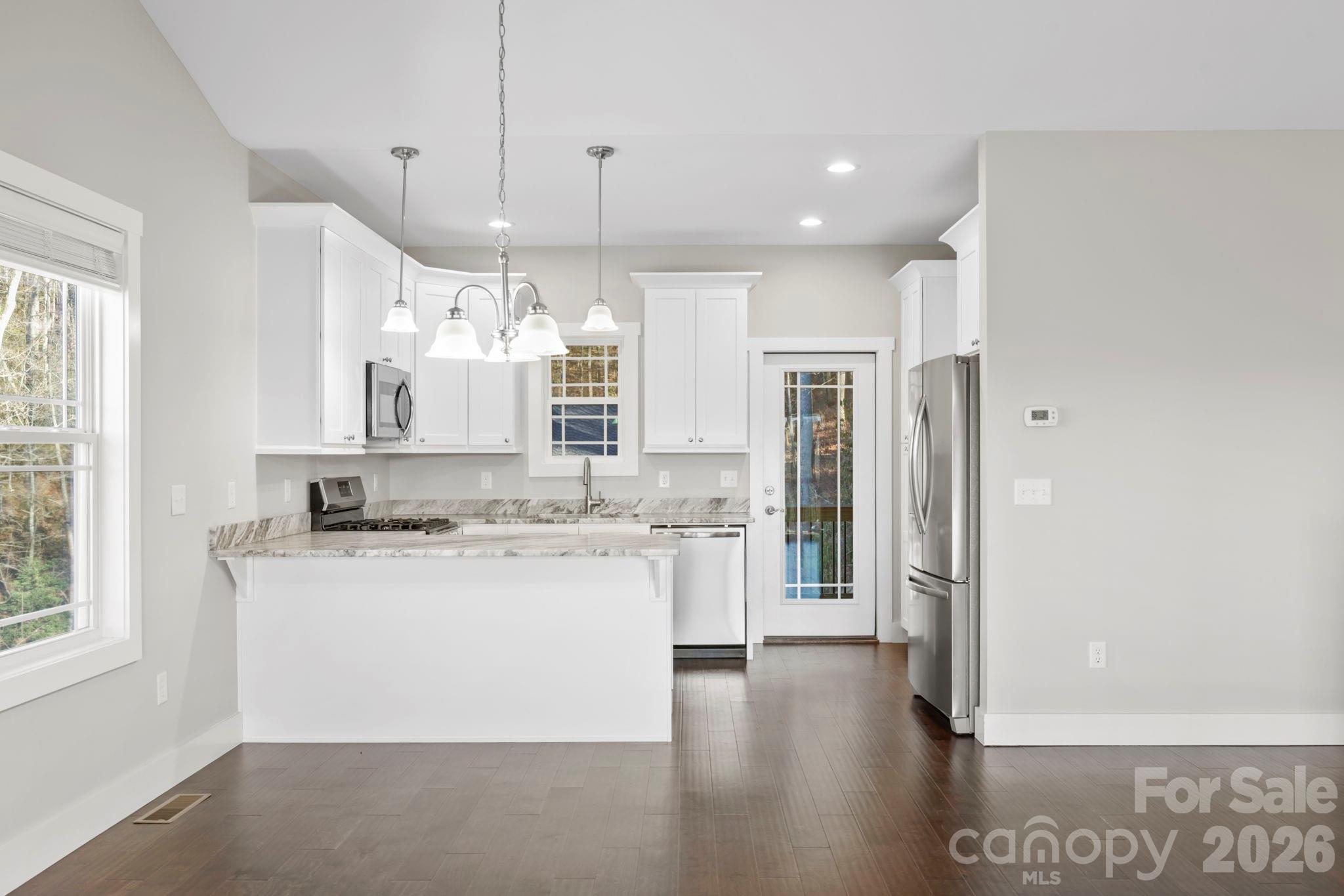 South Creek Cottages - Residential