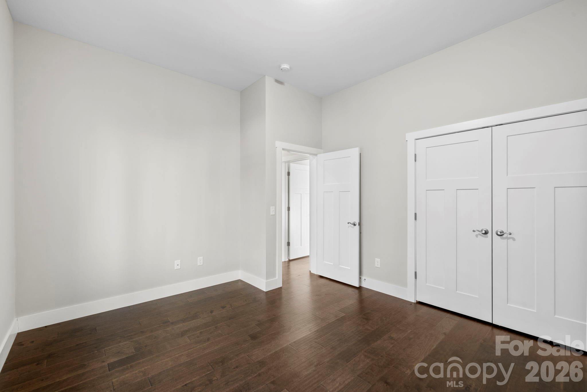 South Creek Cottages - Residential