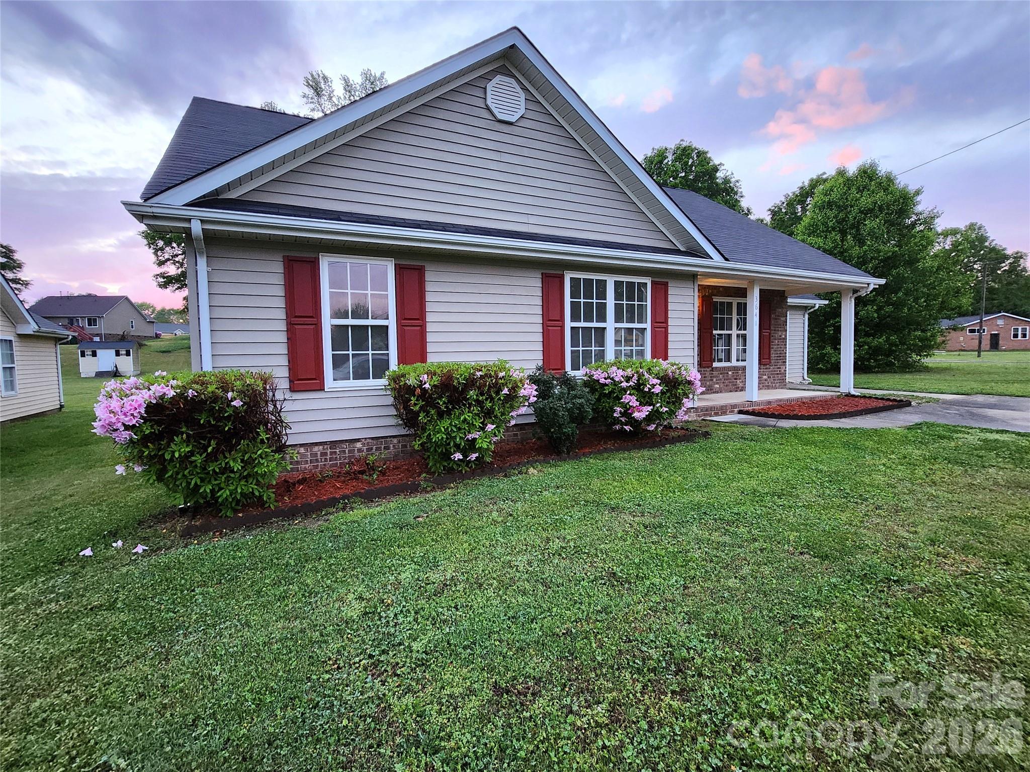 Arvin Meadows - Residential