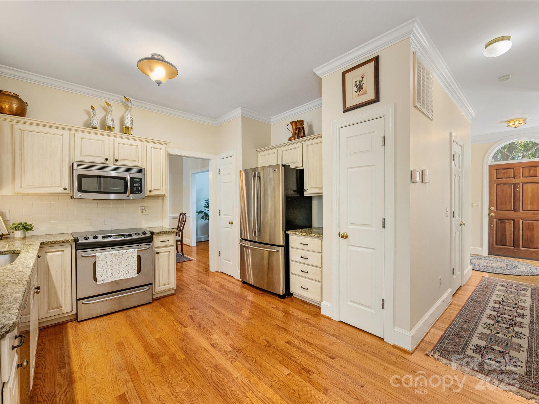 810 Bruff Court