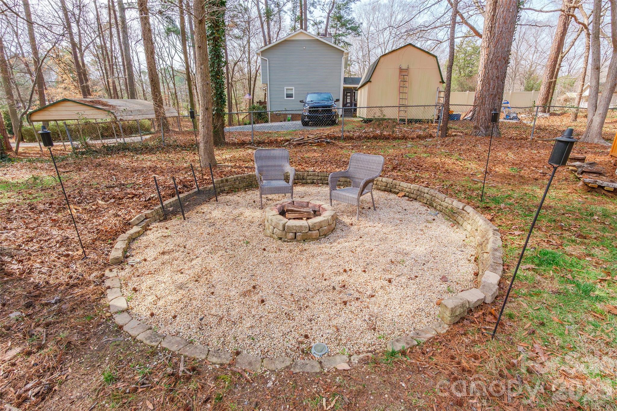 Country Oaks - Residential