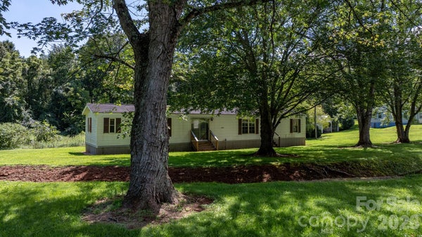 2660 BARRIER LOOP, MORGANTON, NC 28655 - Image da6e7e9007d1dbd7c2ea5f647eb9e526/1075533148