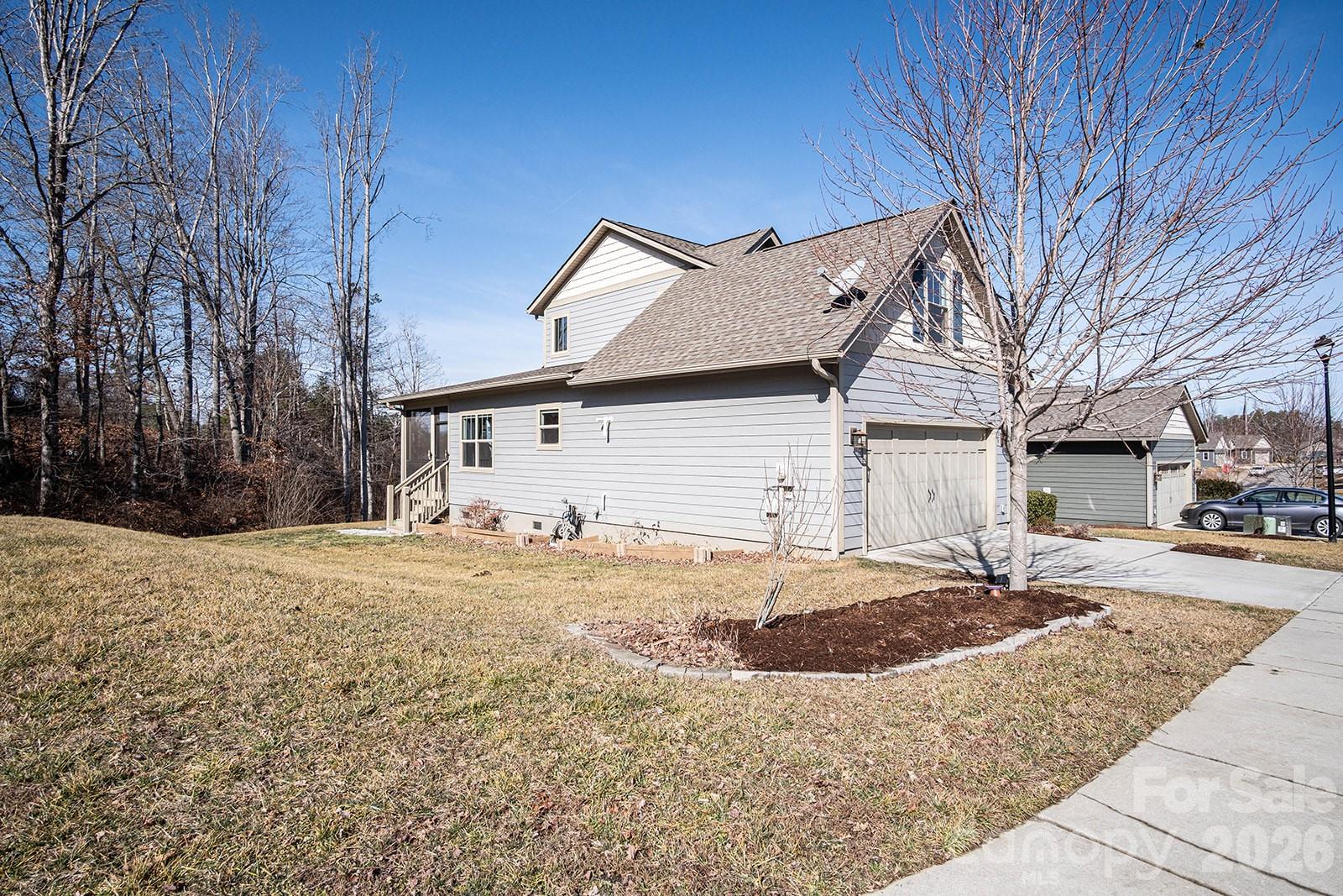 Creekside Village - Residential