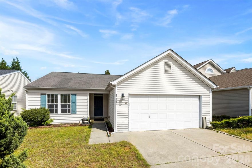 This home is move in ready and waiting for you to add your own touches! This one level ranch offers a split bedroom plan, with laundry located at entrance from attached 2 car garage. Eat in kitchen features a pantry closet, built in appliances and convenient access to backyard, perfect for outdoor grilling. Low maintenance exterior offers a full fenced in backyard. Conveniently located less than 10 mins to Rivergate shopping & dining, and less than 20 mins to CLT airport. Community features include a clubhouse & pool. Seller willing to consider a carpet allowance with acceptable offer!