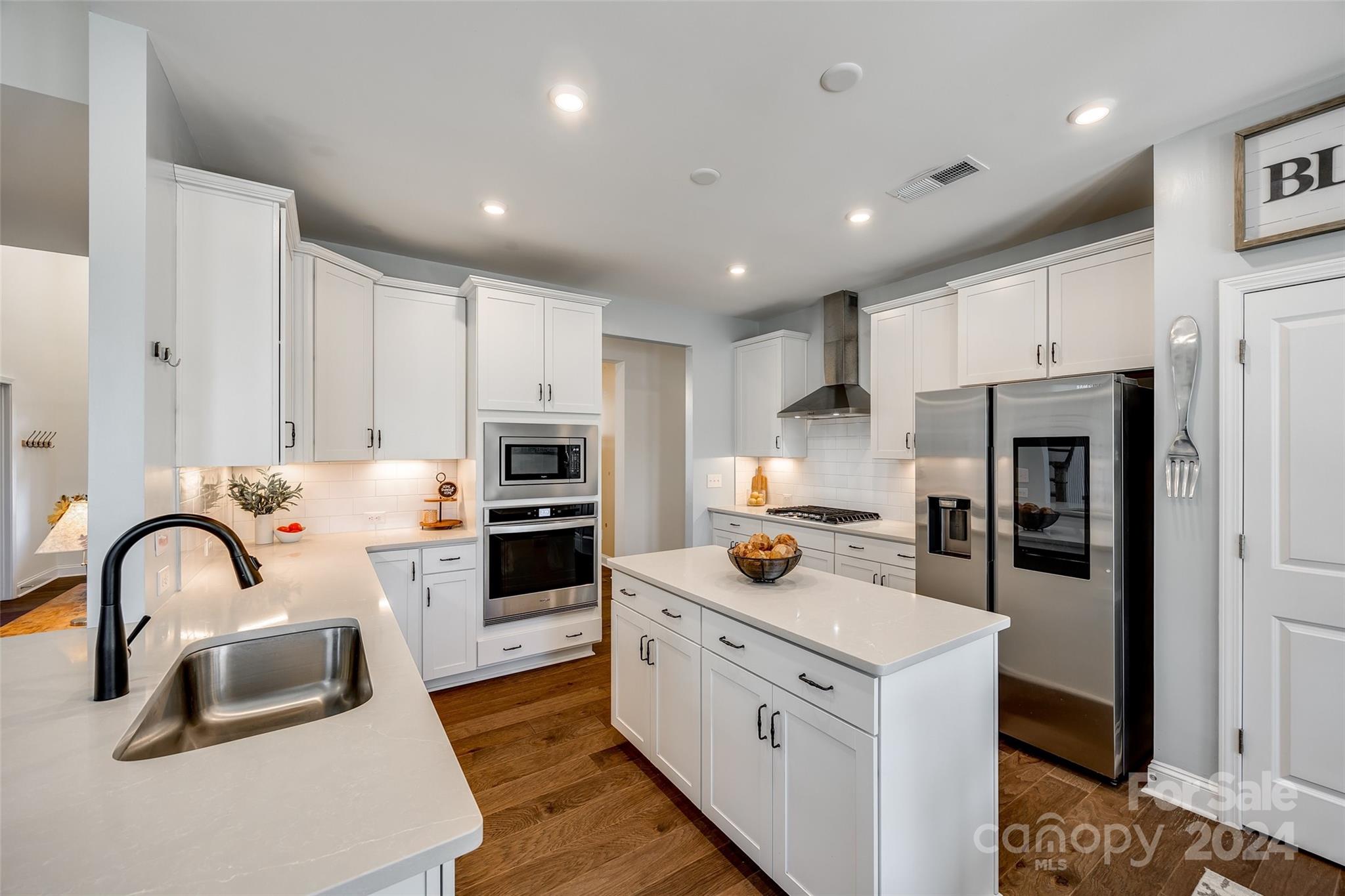 Paddlers Cove - Residential