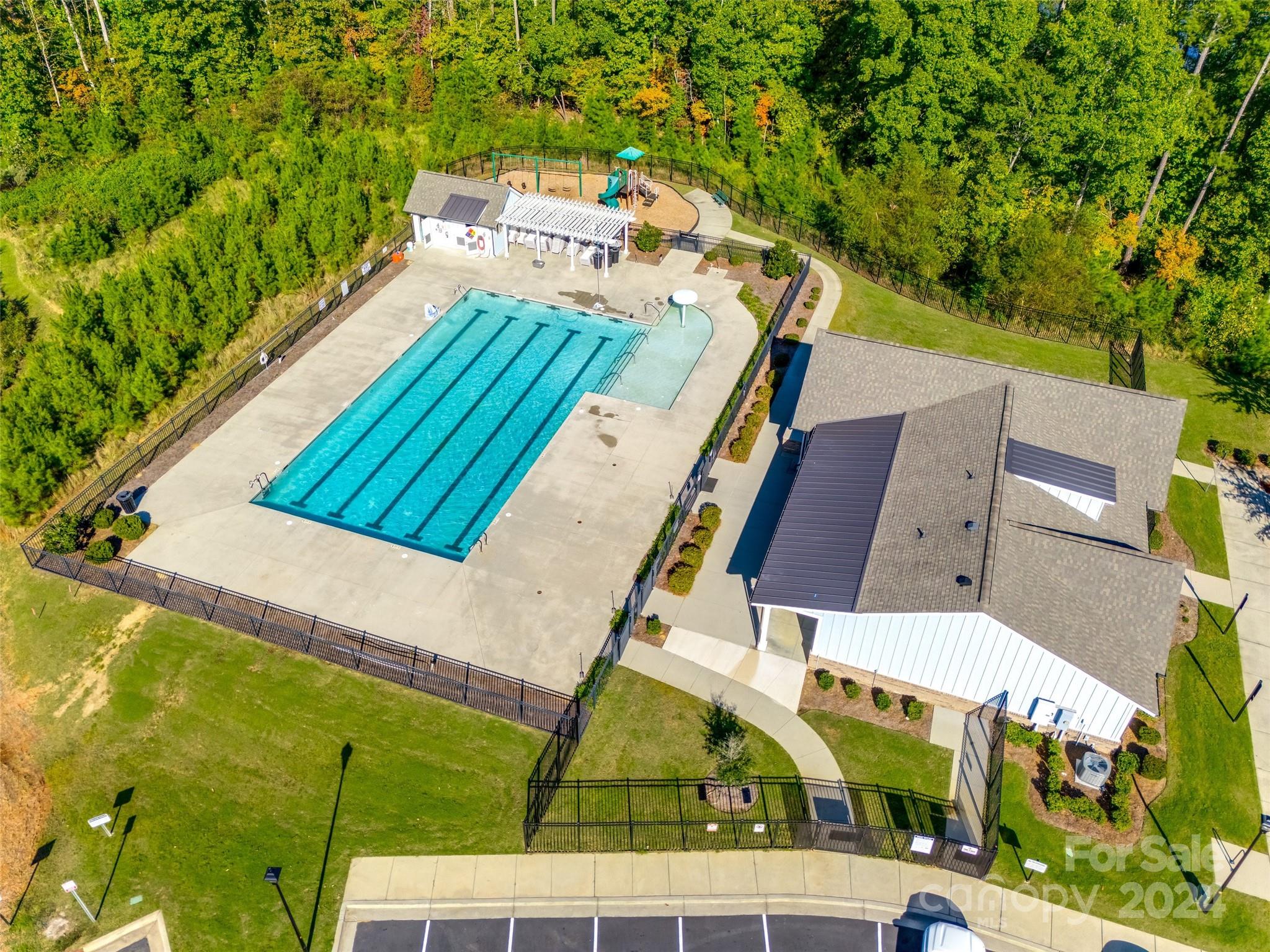 Paddlers Cove - Residential