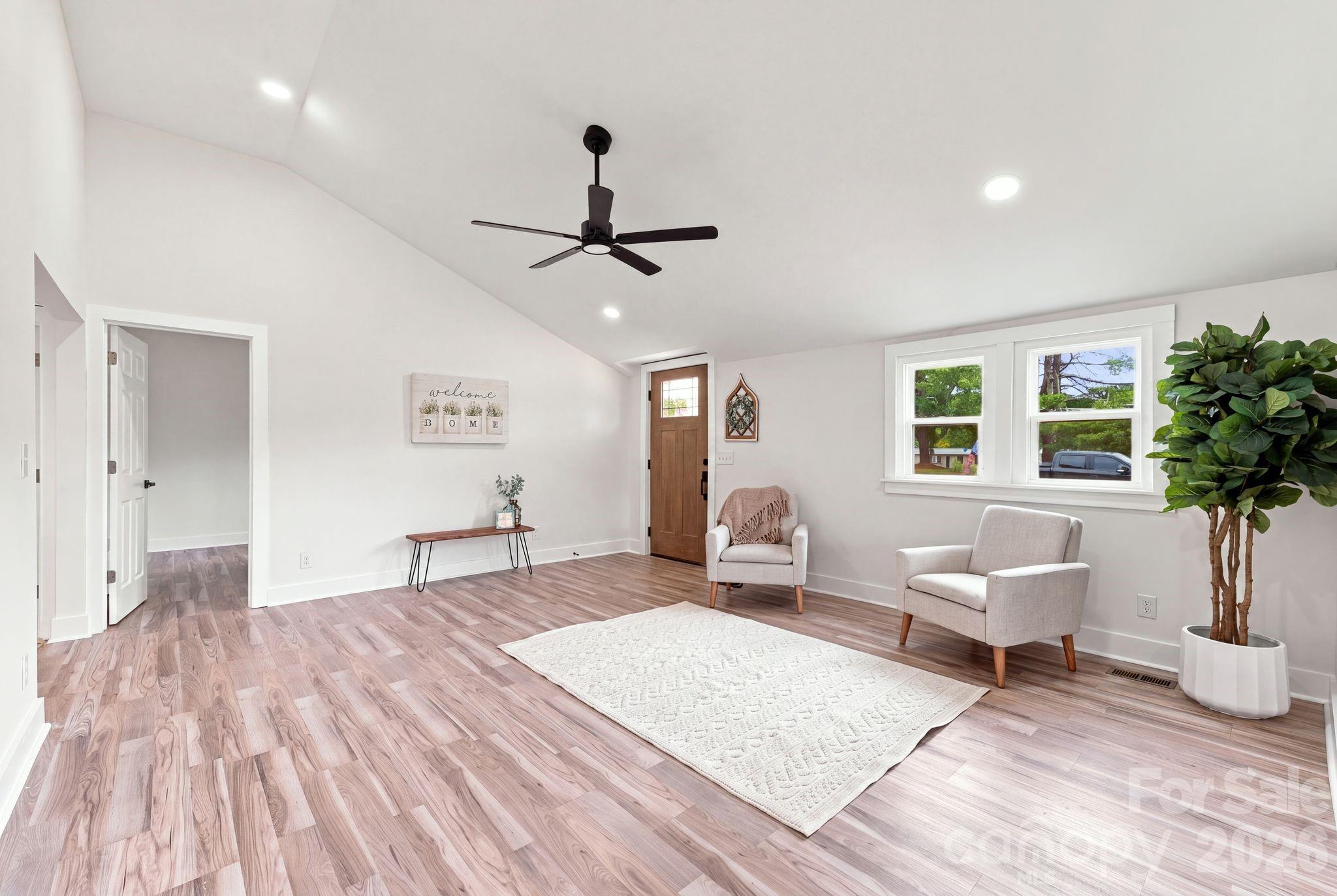 1325 King Road