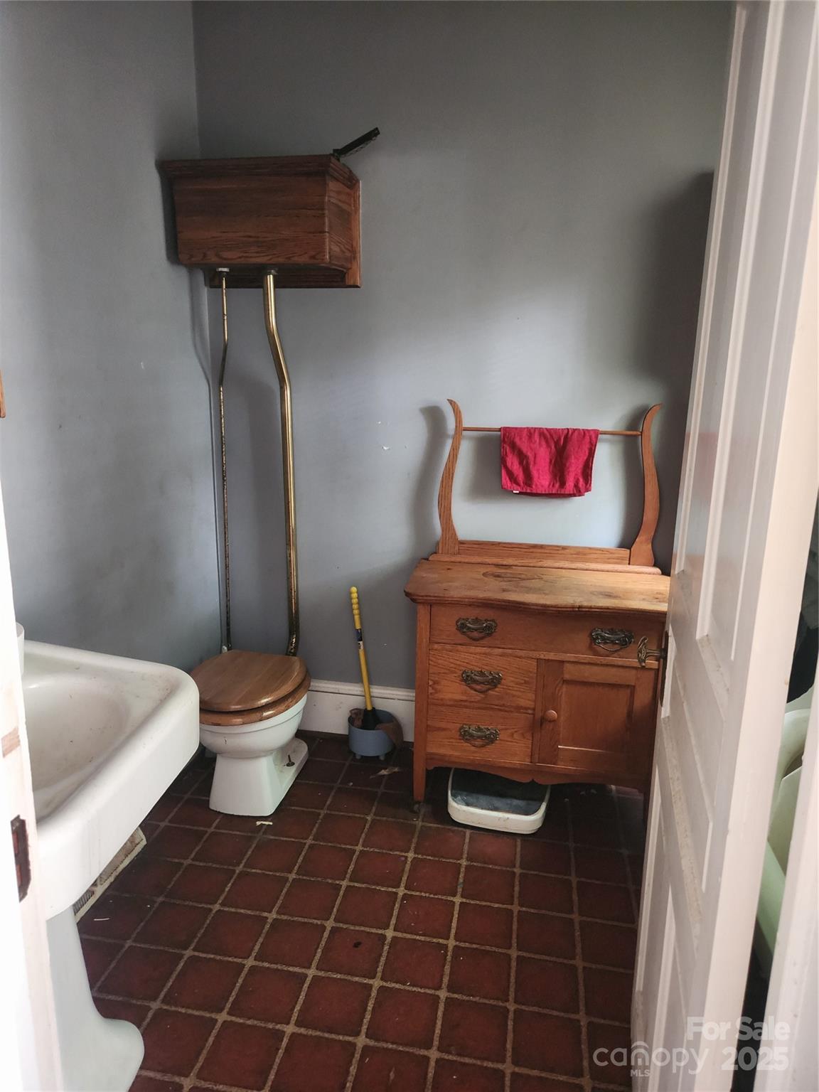 West Square Historical - Residential