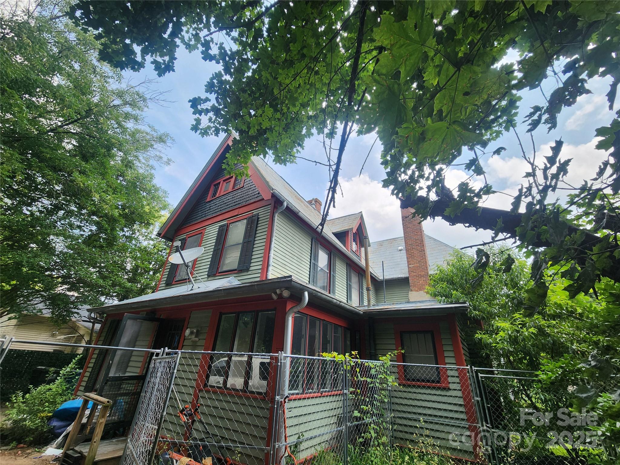 West Square Historical - Residential