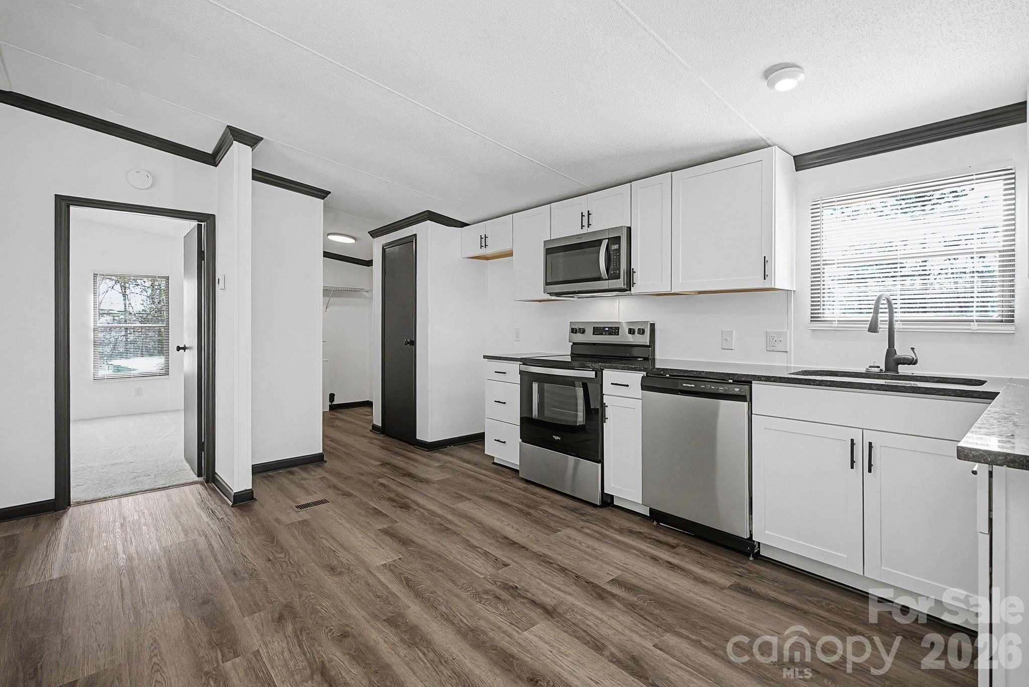 1270 Price Hollow Place