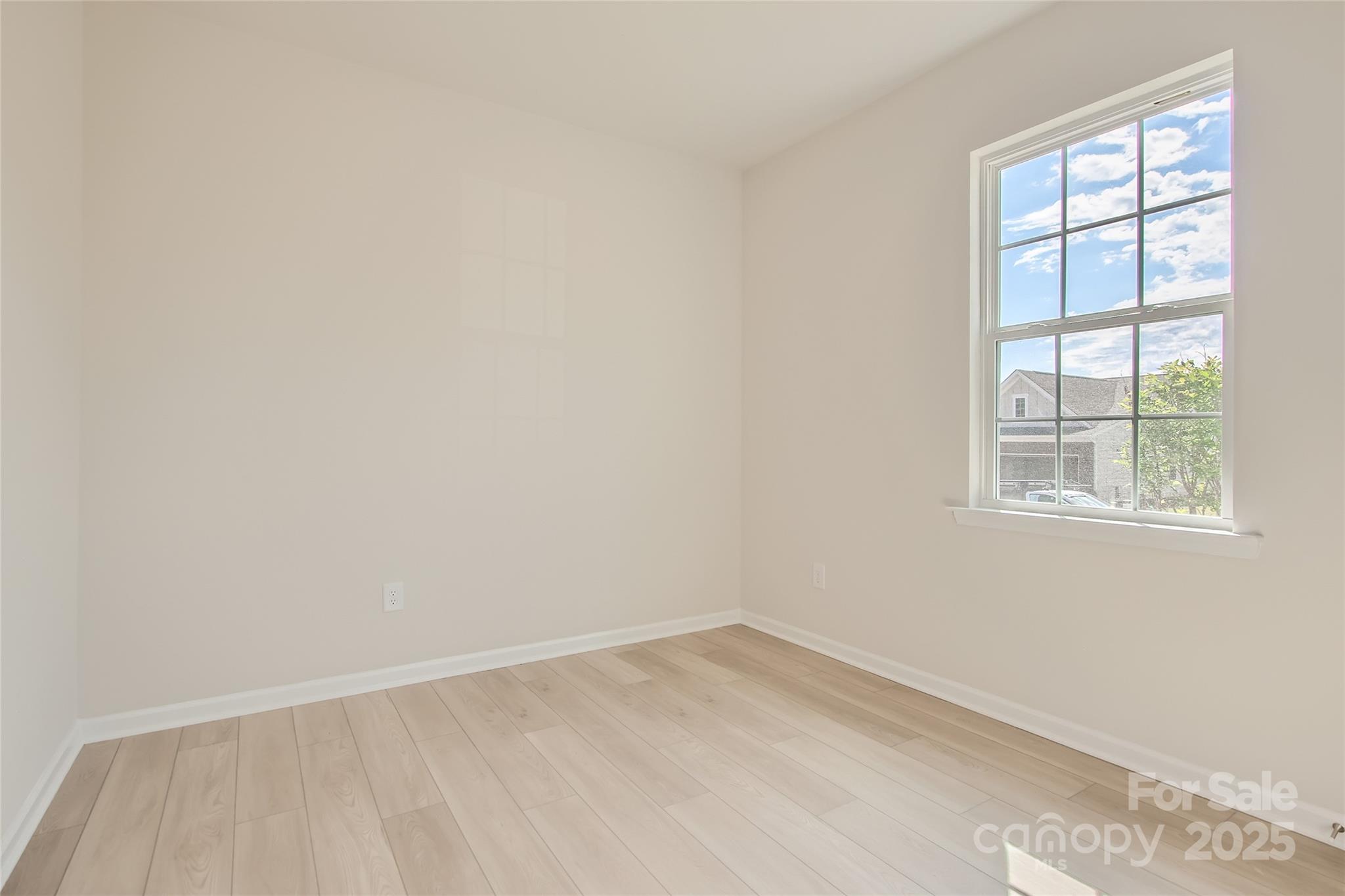 Roselyn - Residential