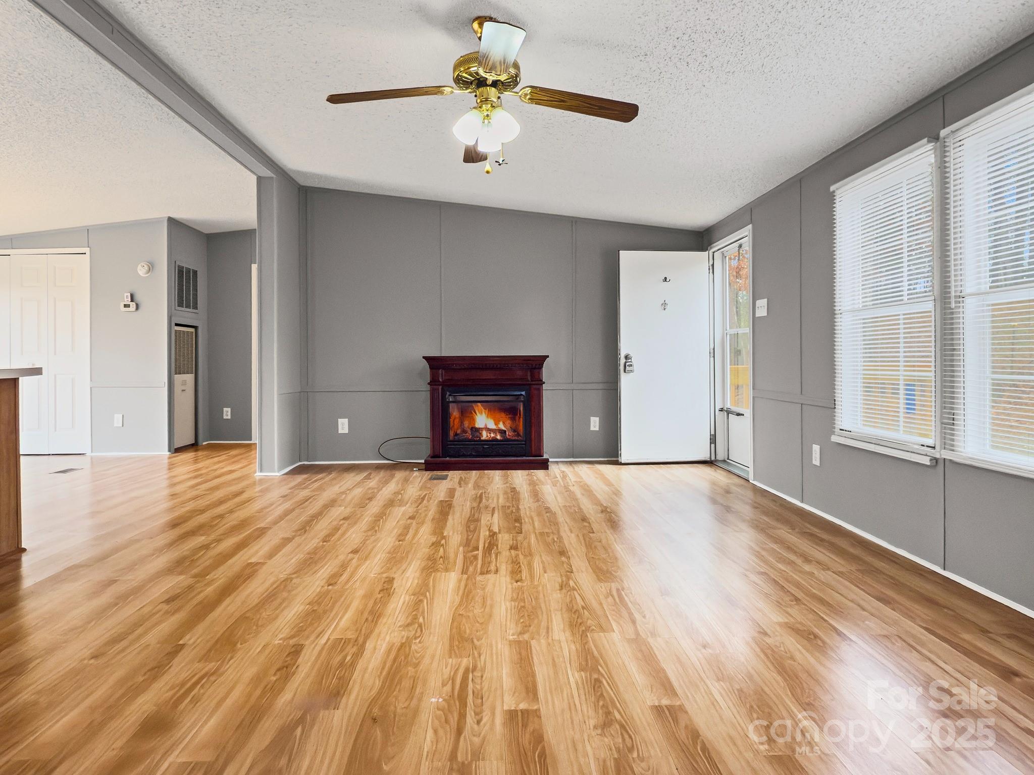 1266 Price Hollow Place