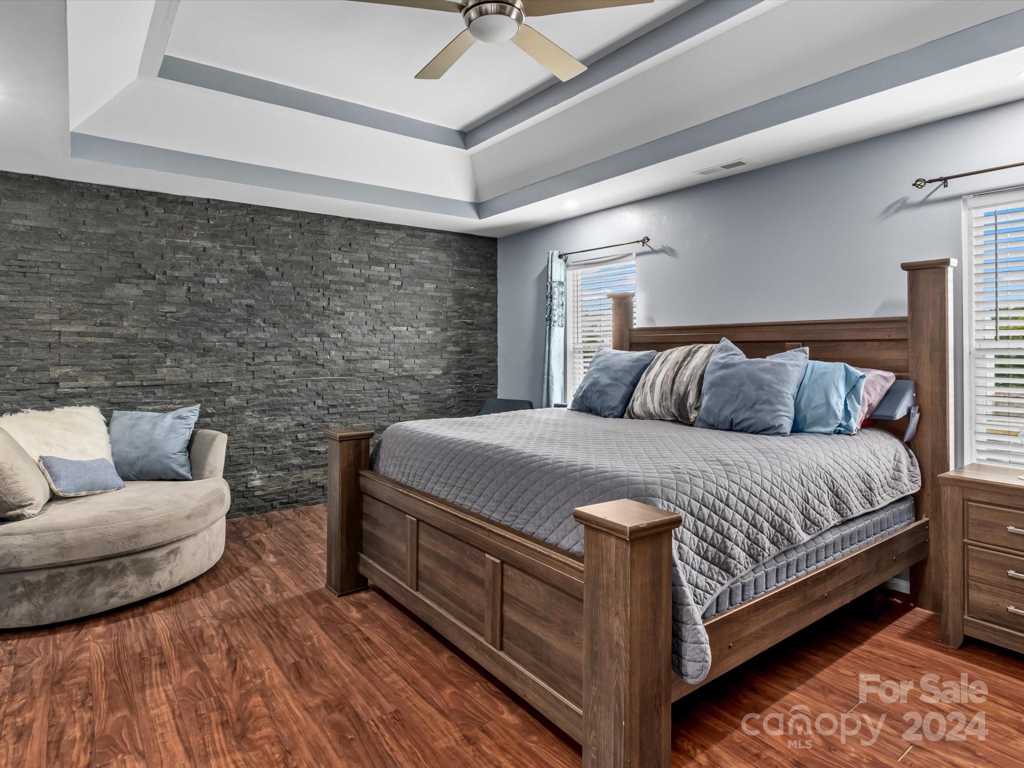 Houston Hills - Residential