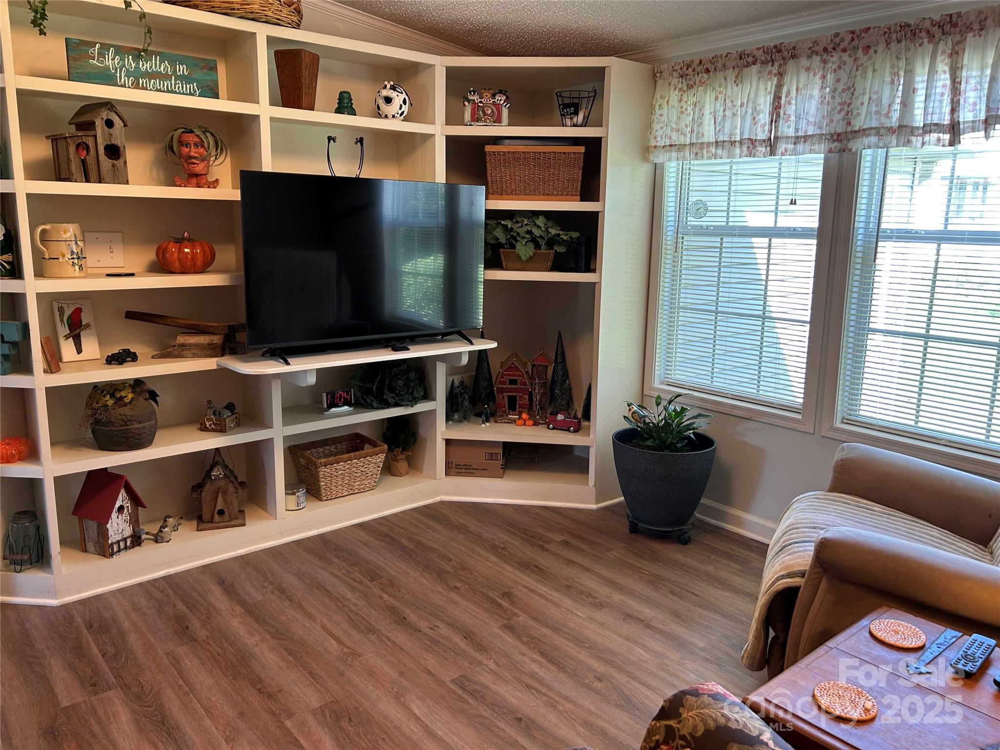 Riverwind - Residential