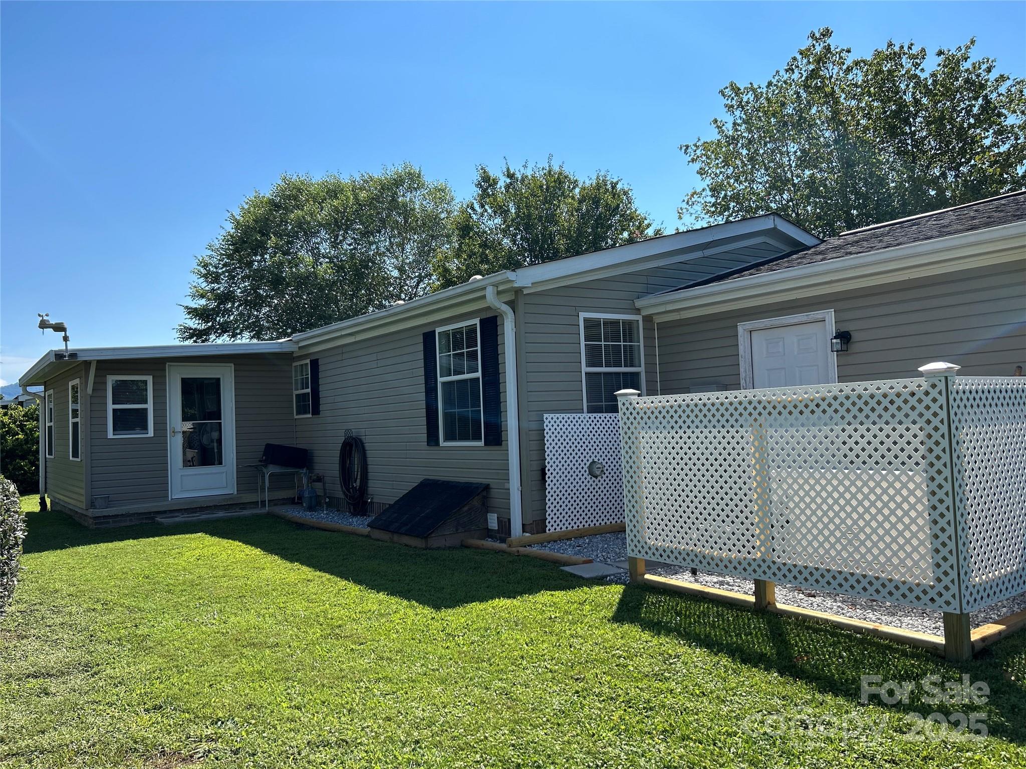 Riverwind - Residential